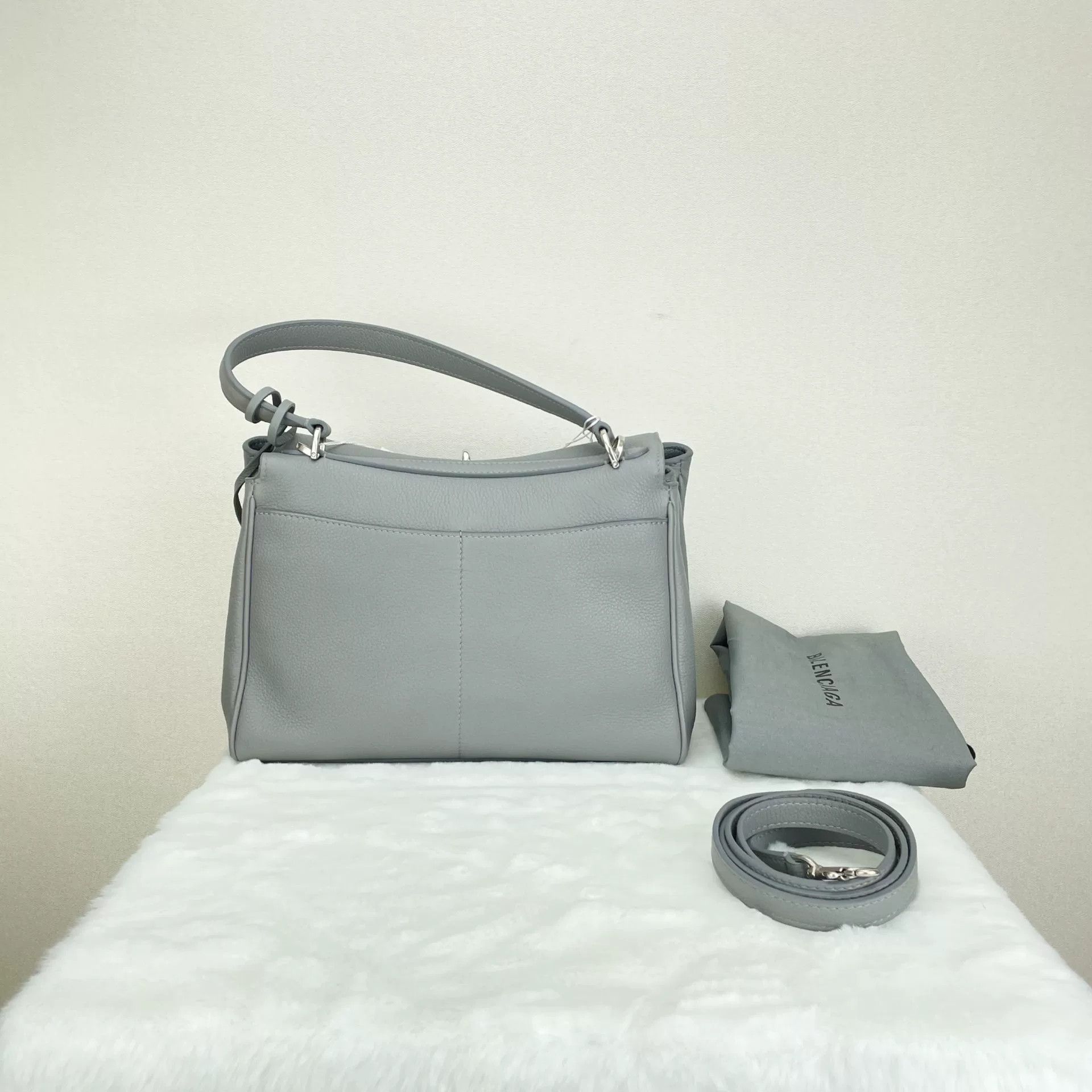 Balenciaga Pre-loved Bag Very good condition Size ONE SIZE - 2 Thumbnail