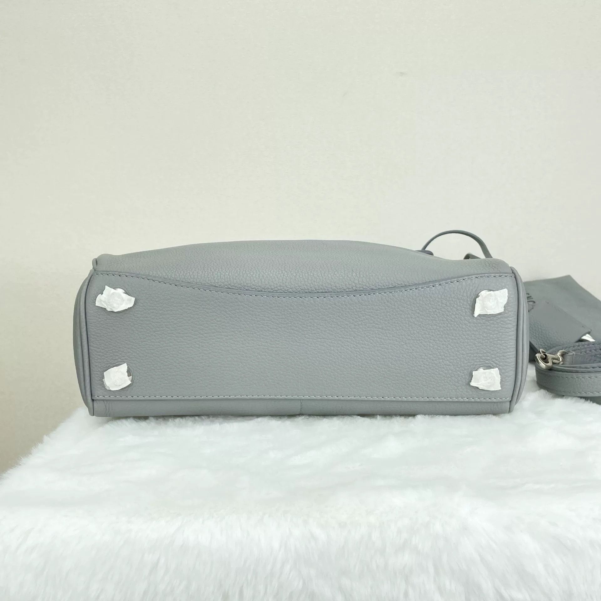 Balenciaga Pre-loved Bag Very good condition Size ONE SIZE - 4 Thumbnail