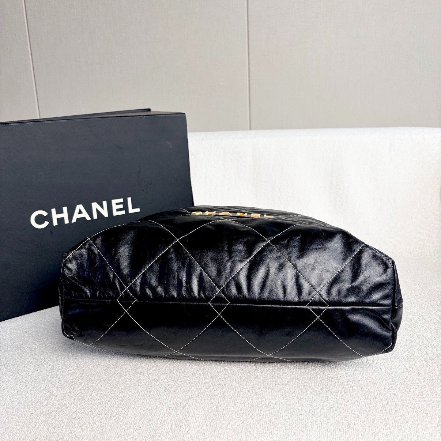 Chanel Pre-loved Bag Very good condition Size ONE SIZE - 4 Thumbnail