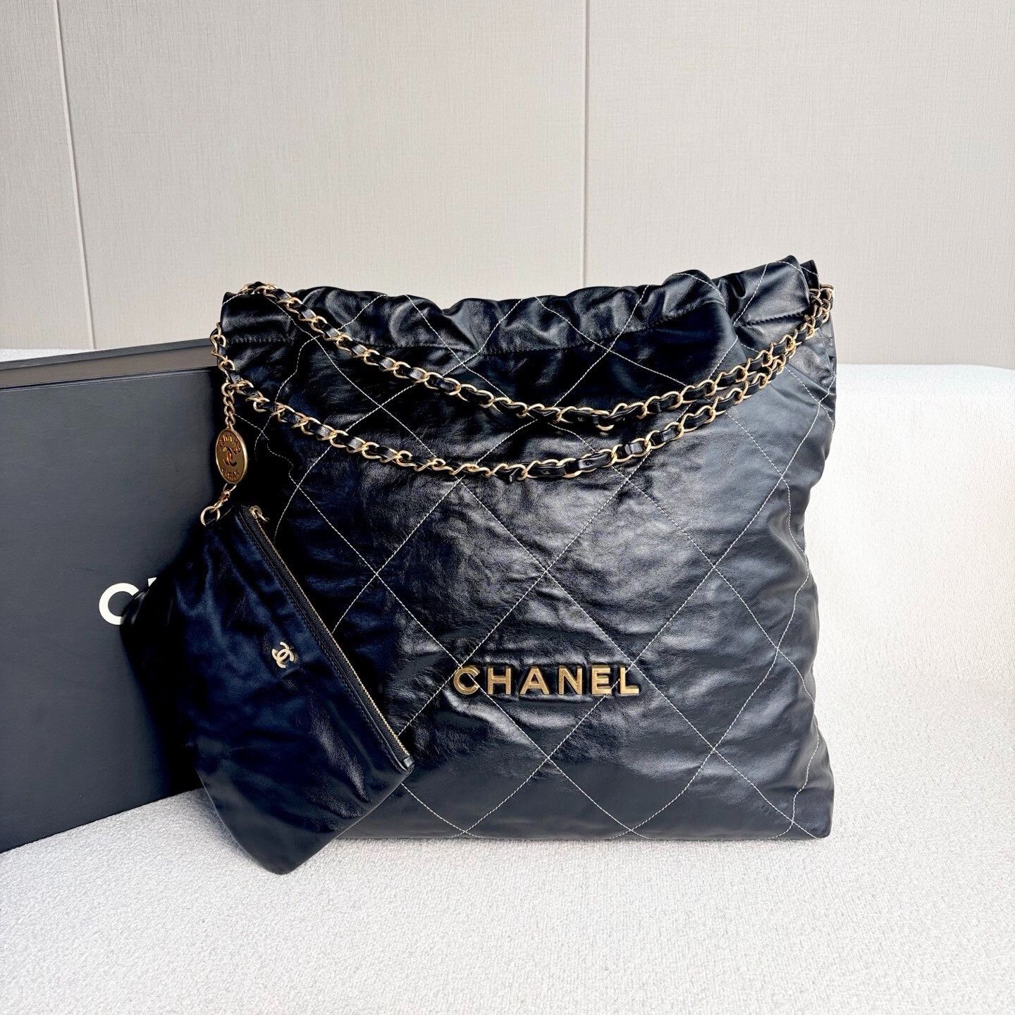 Chanel Pre-loved Bag Very good condition Size ONE SIZE - 2 Thumbnail