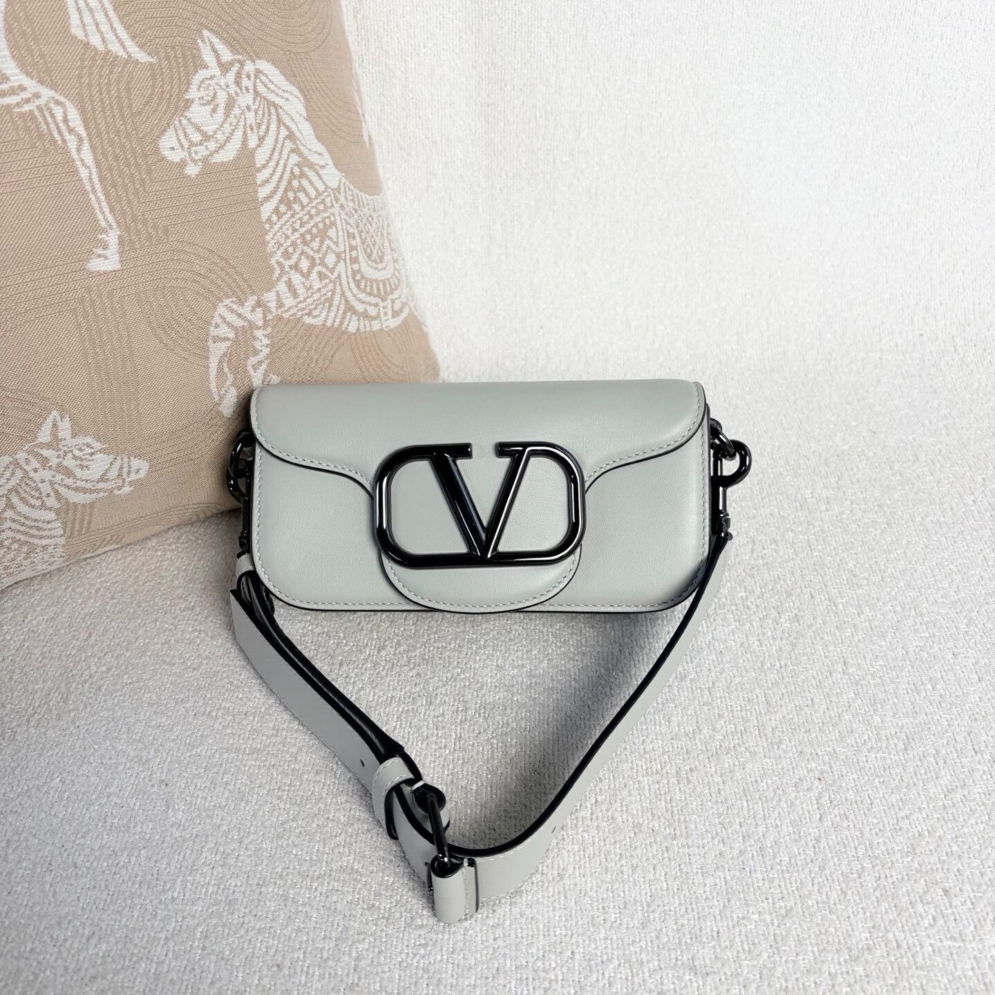 Valentino Pre-loved Bag Very good condition Size ONE SIZE - 2 Thumbnail