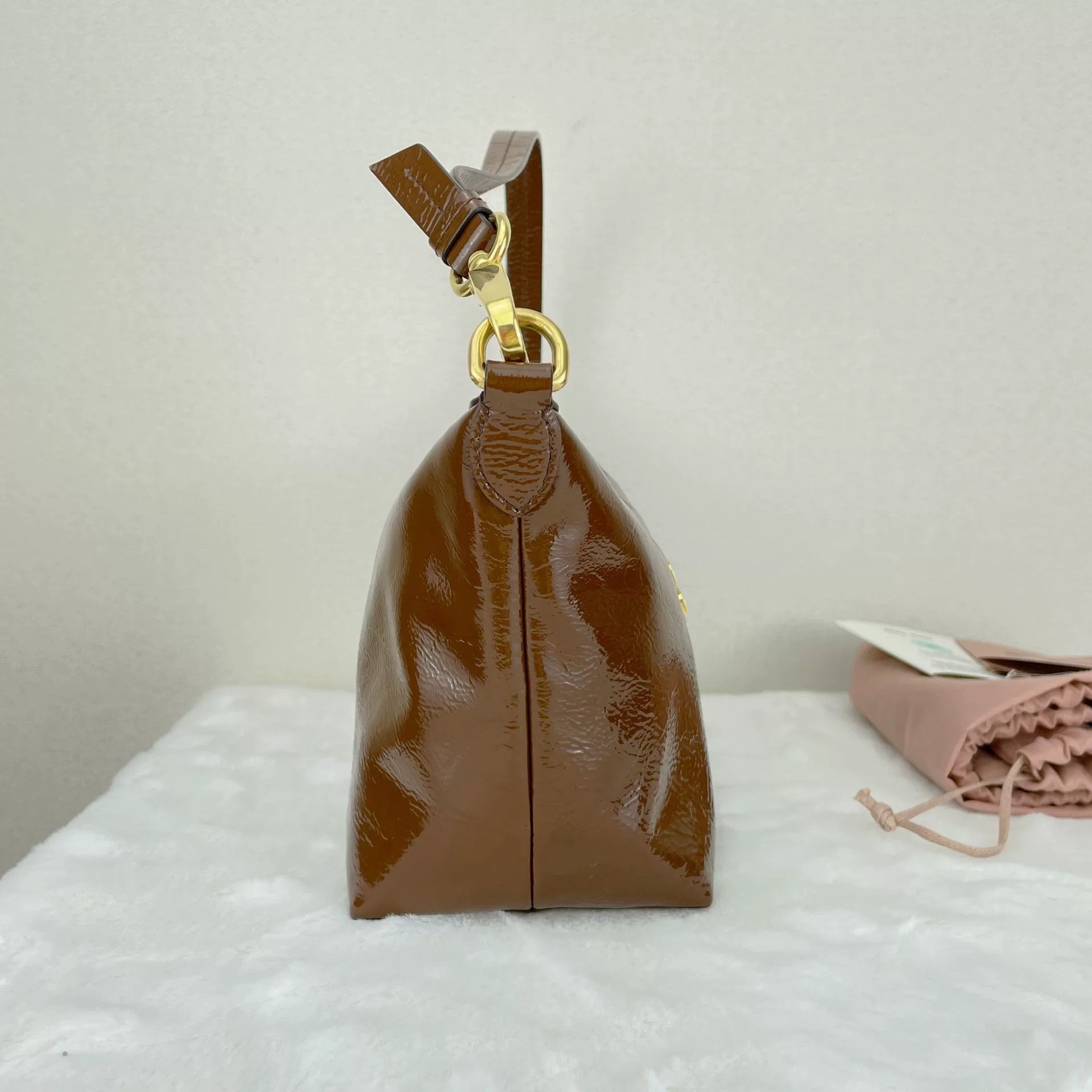 Miu Miu Pre-loved Bag Very good condition Size ONE SIZE - 3 Thumbnail