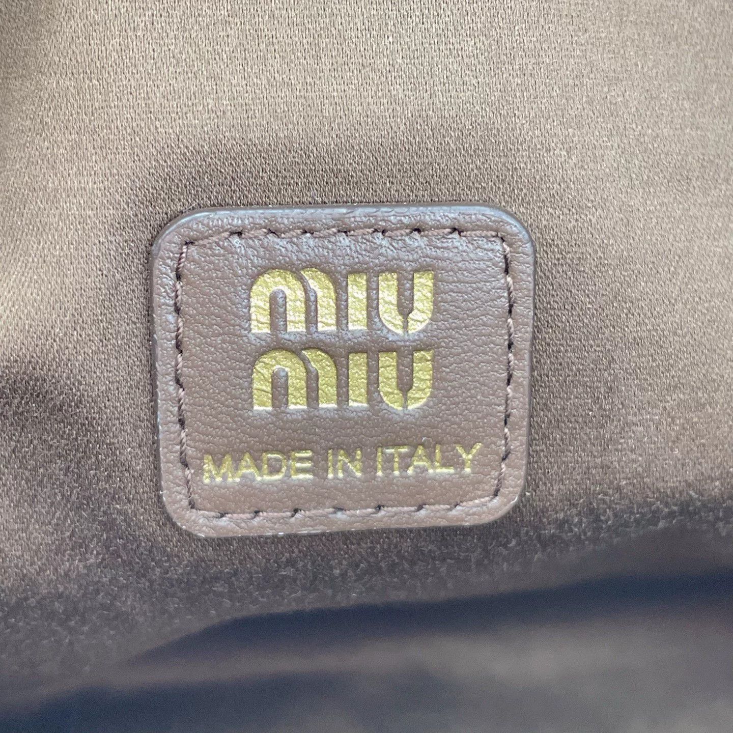 Miu Miu Pre-loved Bag Very good condition Size ONE SIZE - 9 Thumbnail