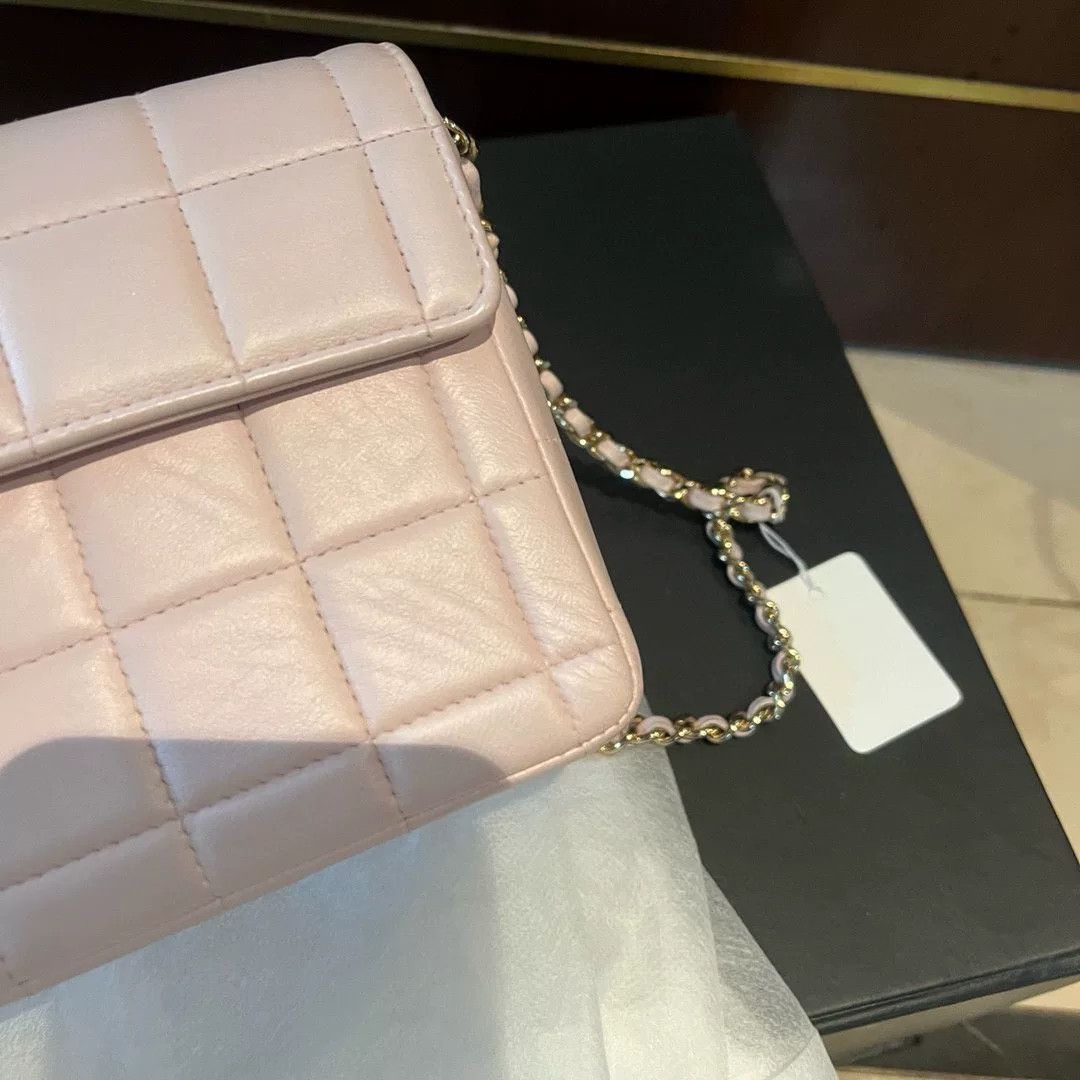 Chanel Pre-loved Bag Very good condition Size ONE SIZE - 6 Thumbnail