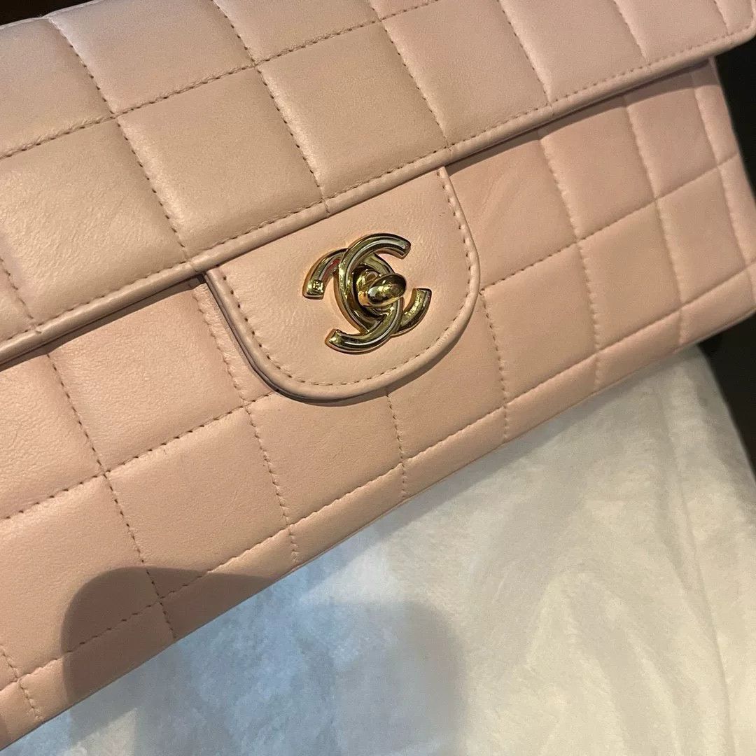 Chanel Pre-loved Bag Very good condition Size ONE SIZE - 2 Thumbnail