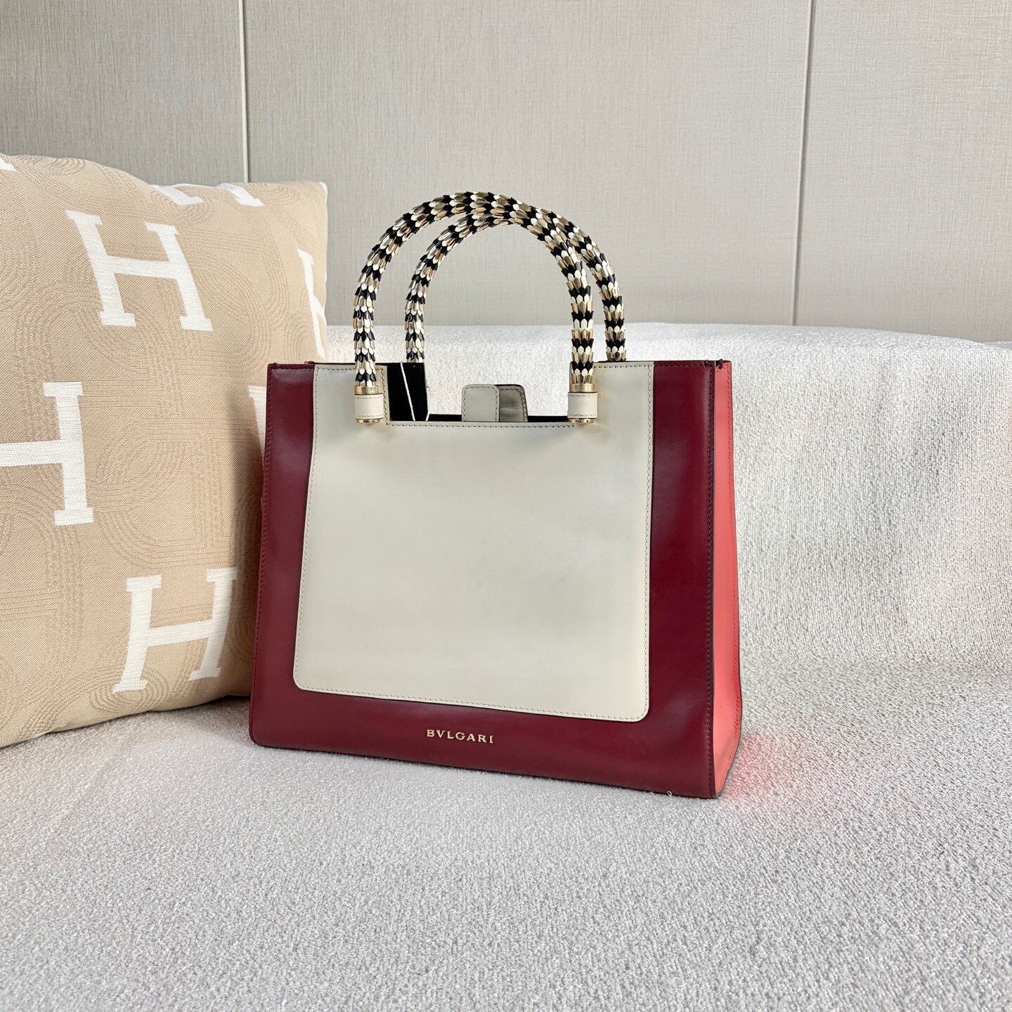Bvlgari Pre-loved Bag Very good condition Size ONE SIZE - 4 Thumbnail