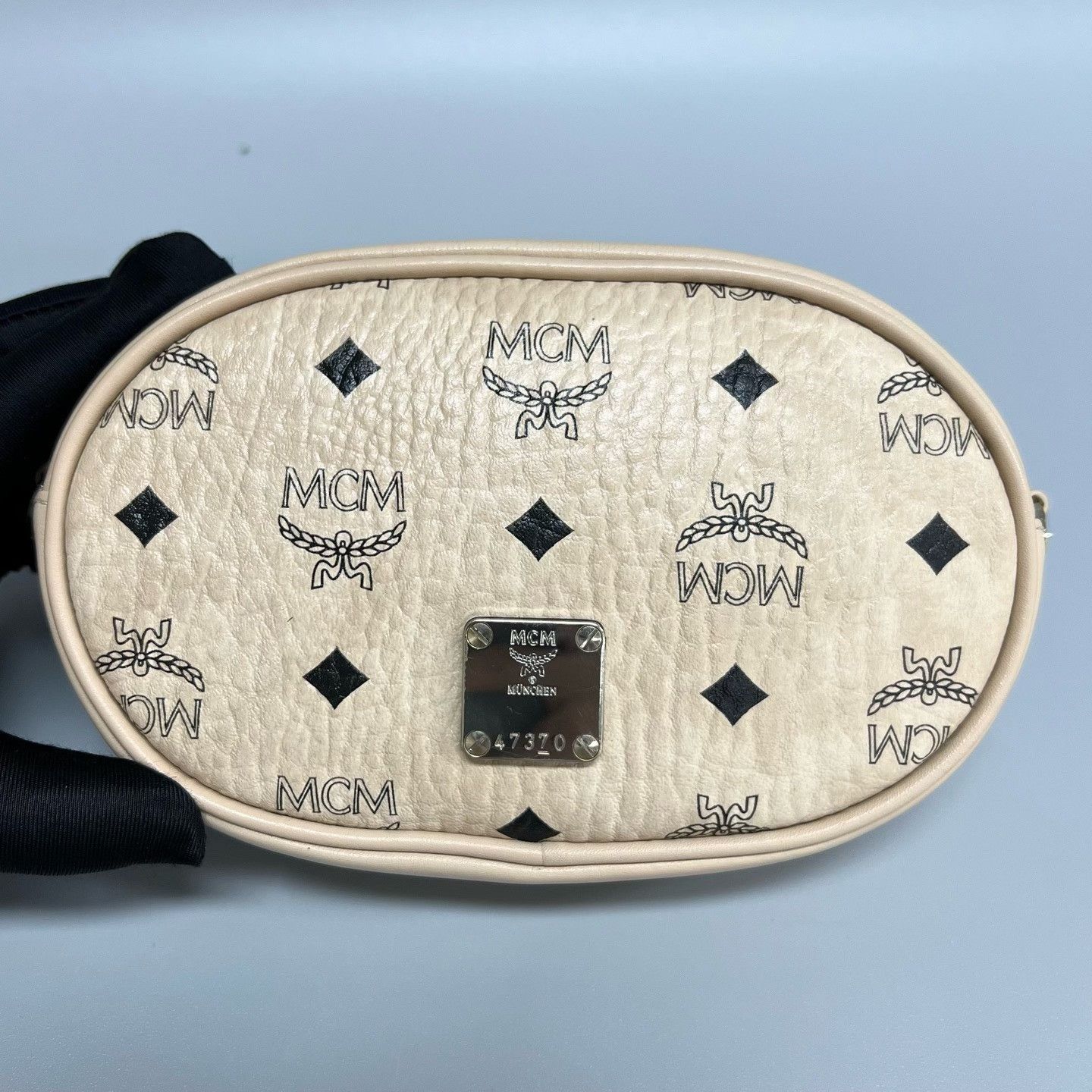 MCM Pre-loved Bag Very good condition Size ONE SIZE - 7 Thumbnail