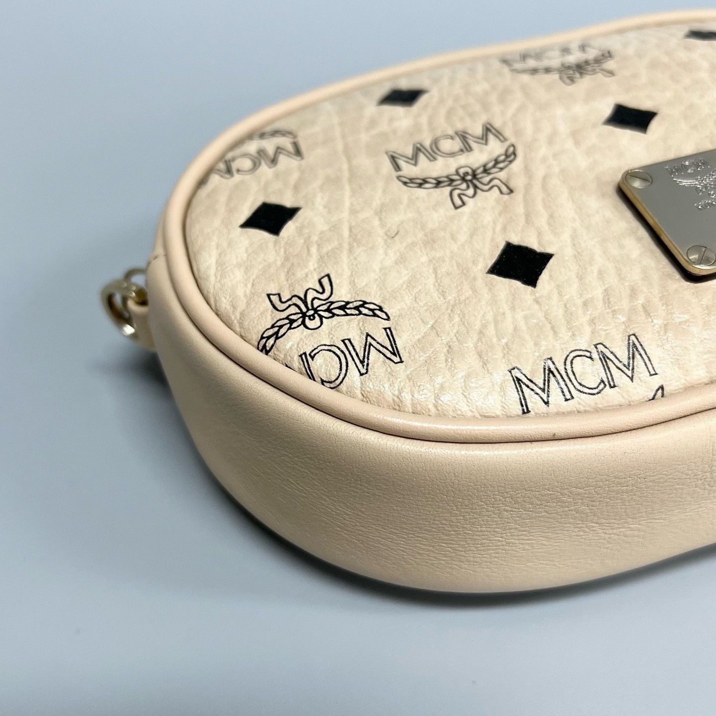 MCM Pre-loved Bag Very good condition Size ONE SIZE - 5 Thumbnail
