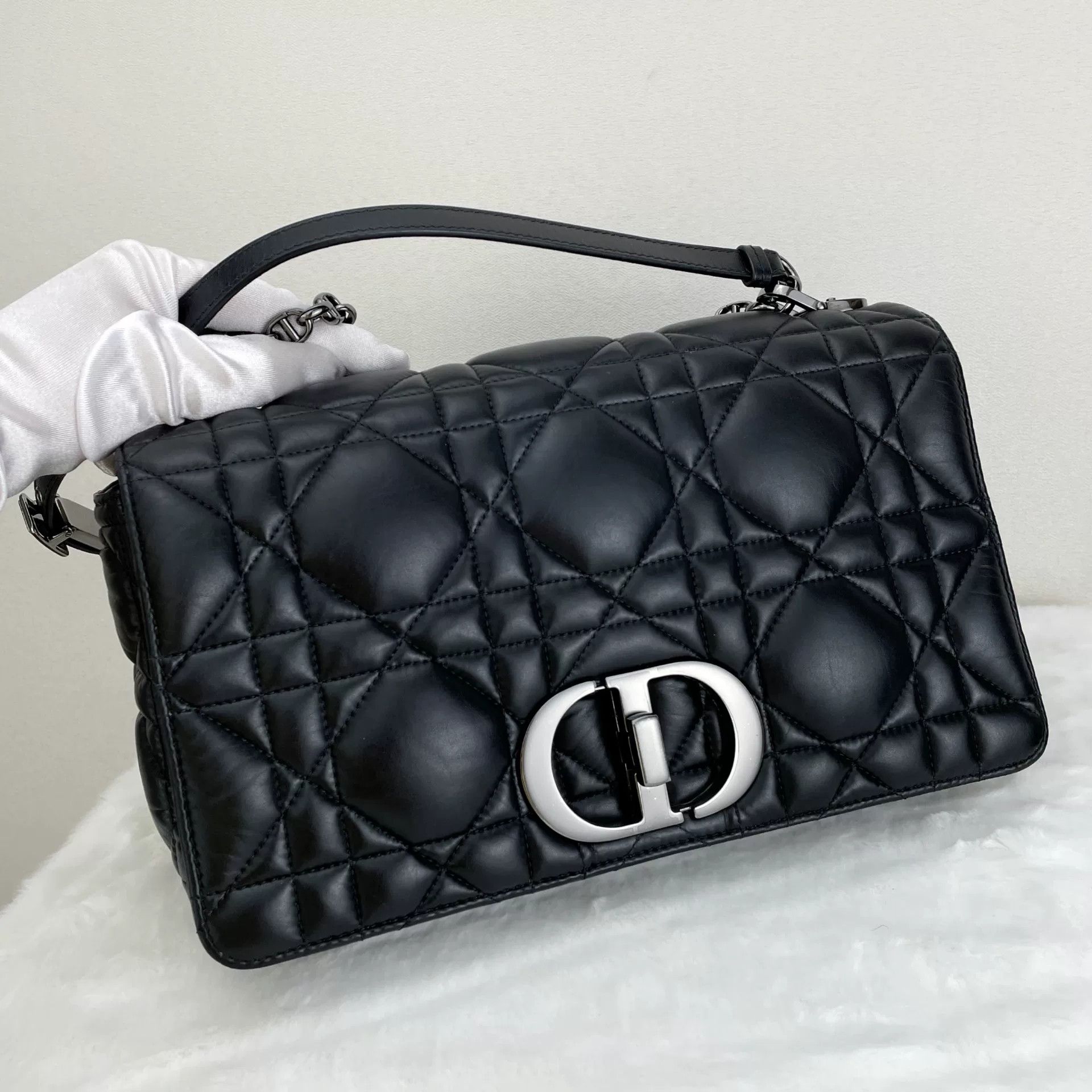Dior Pre-loved Bag Very good condition Size ONE SIZE - 8 Thumbnail
