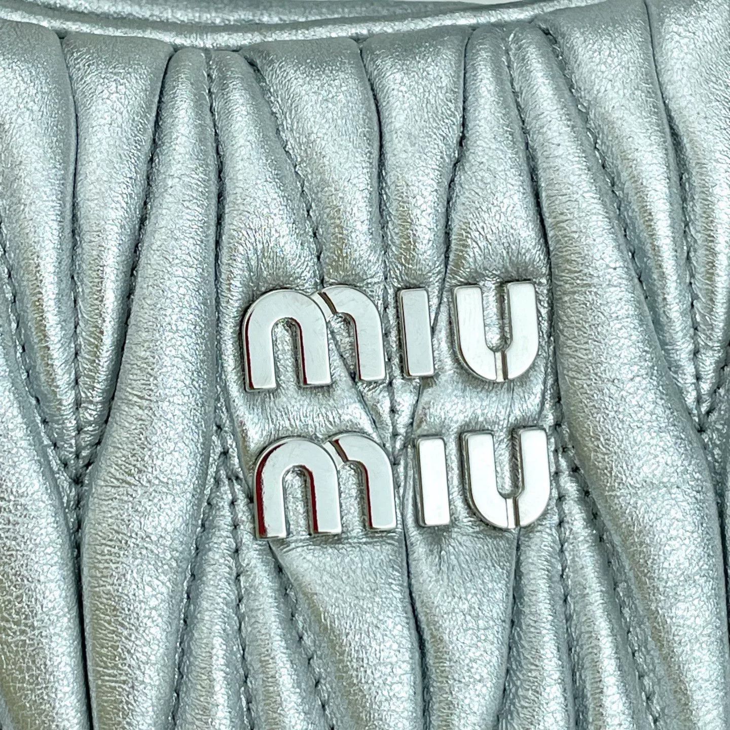 Miu Miu Pre-loved Bag Very good condition Size ONE SIZE - 7 Thumbnail