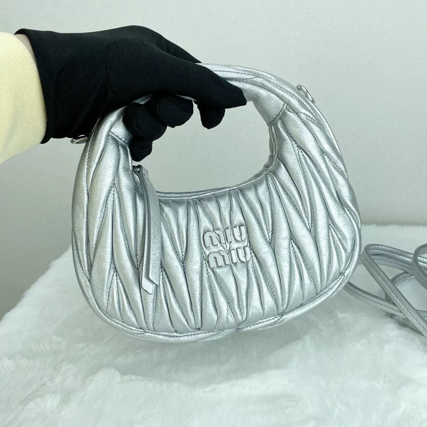 Miu Miu Pre-loved Bag Very good condition Size ONE SIZE - 8 Thumbnail