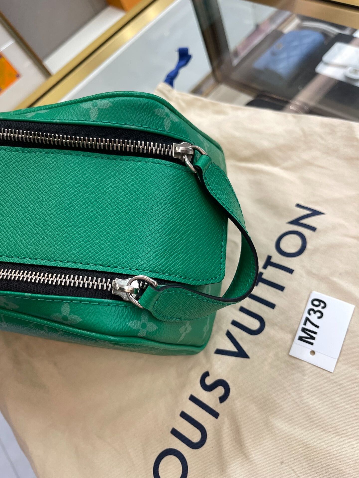 Louis Vuitton Pre-loved Bag Very good condition Size ONE SIZE - 6 Thumbnail