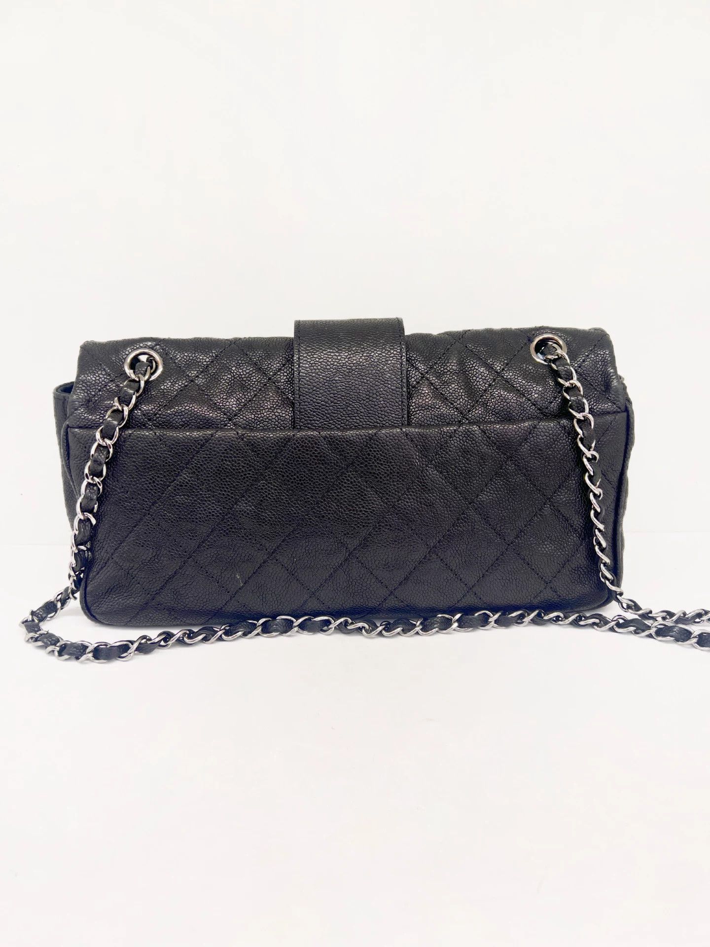 Chanel Pre-loved Bag Very good condition Size ONE SIZE - 2 Thumbnail