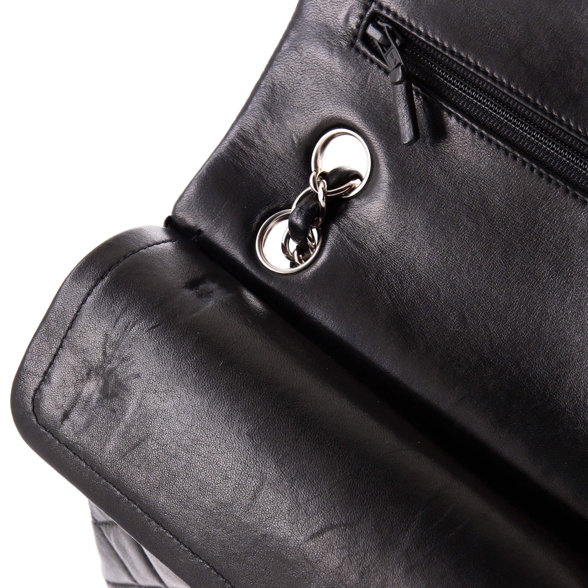Chanel Vintage Classic Double Flap Bag Size ONE SIZE - 7 Thumbnail