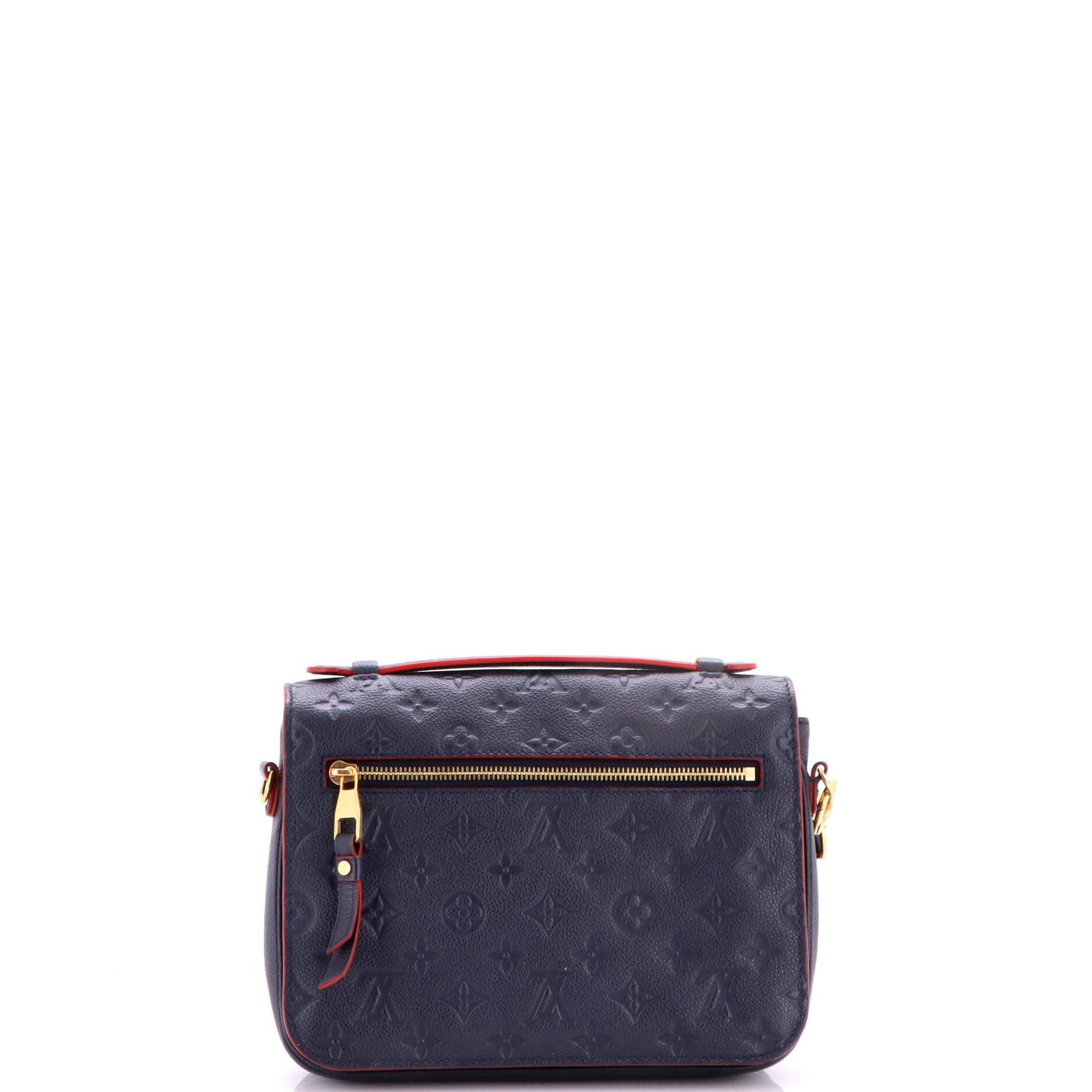 Louis Vuitton Pochette Metis Size ONE SIZE - 3 Thumbnail