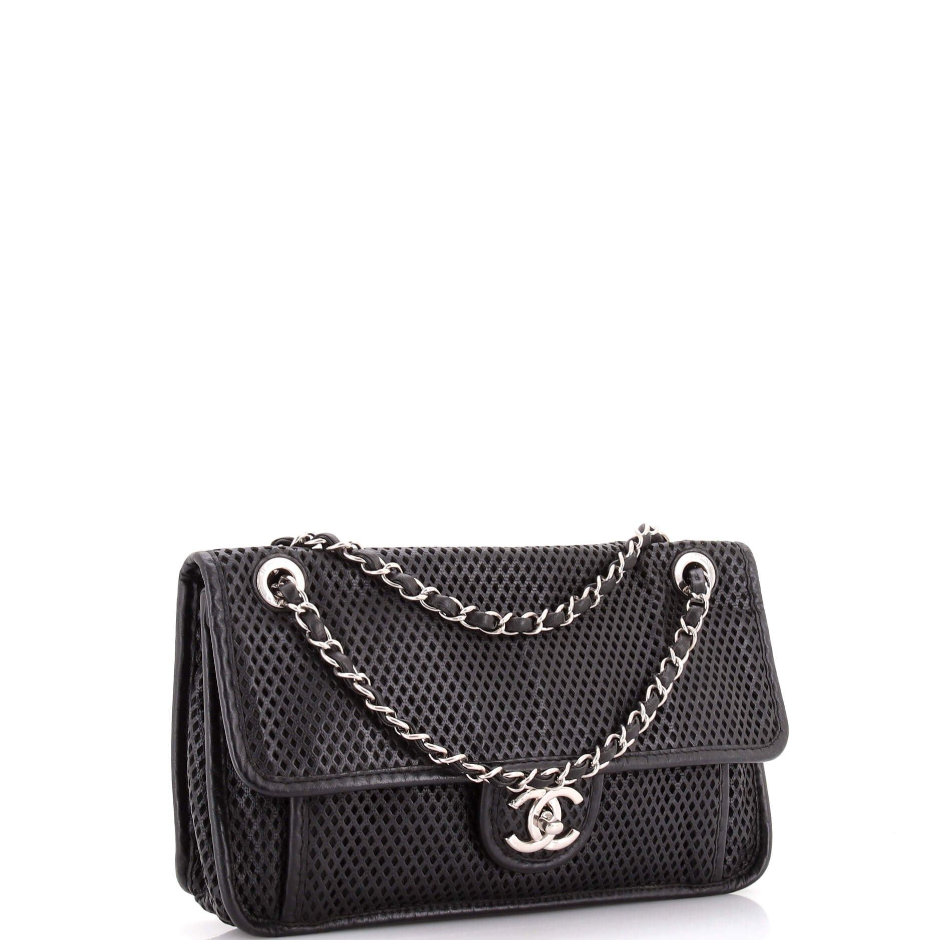 Chanel Up In The Air Flap Bag Size ONE SIZE - 2 Thumbnail