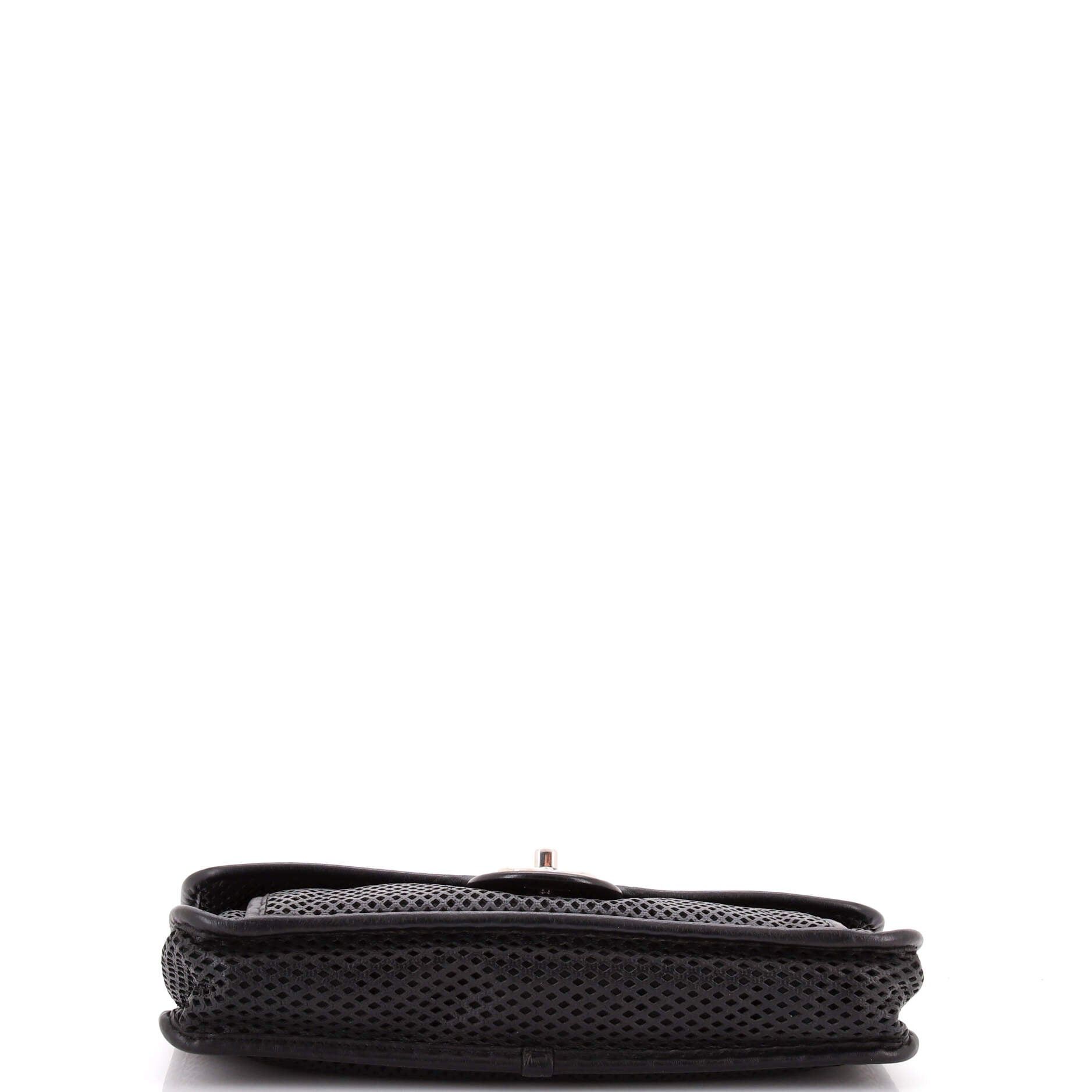 Chanel Up In The Air Flap Bag Size ONE SIZE - 4 Thumbnail