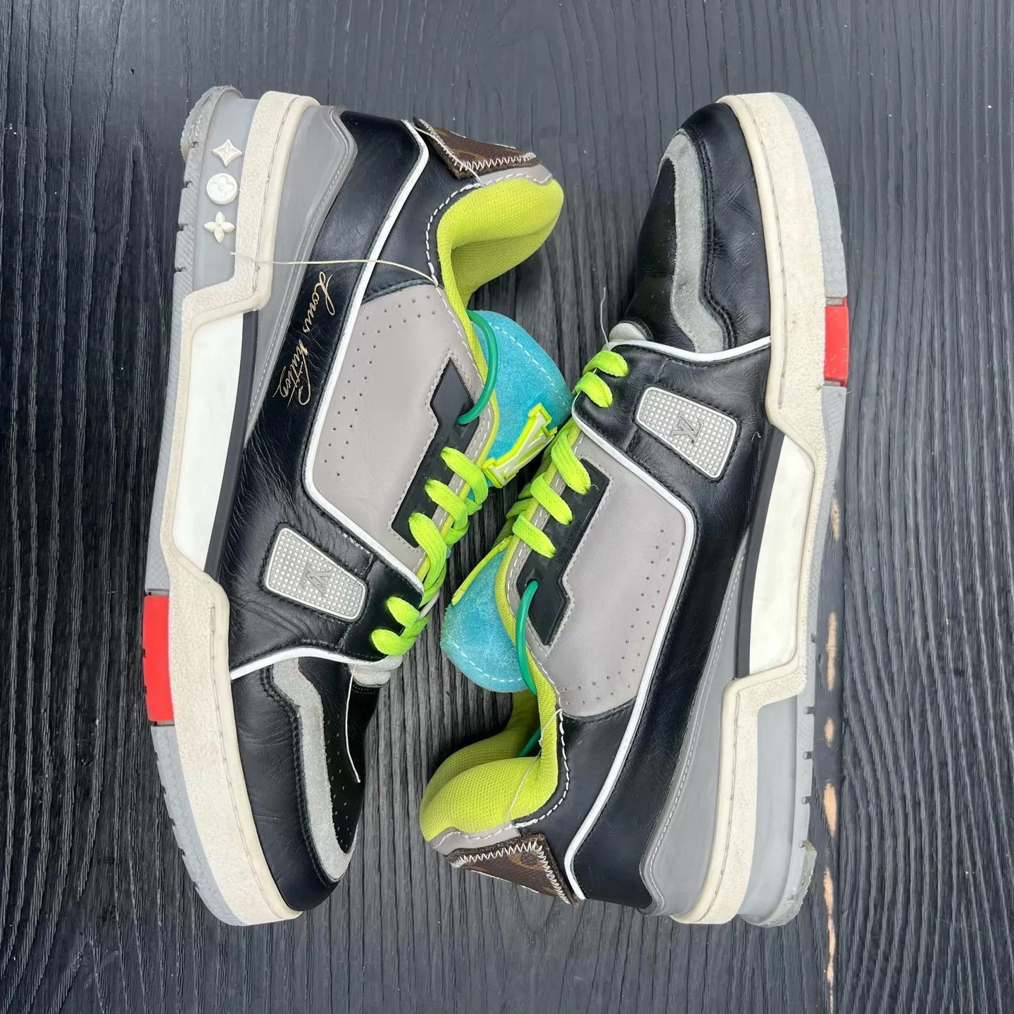 Louis Vuitton Multi Color Low-Top Sneakers Size 10.5 Size US 10.5 / EU 43-44 - 3 Thumbnail