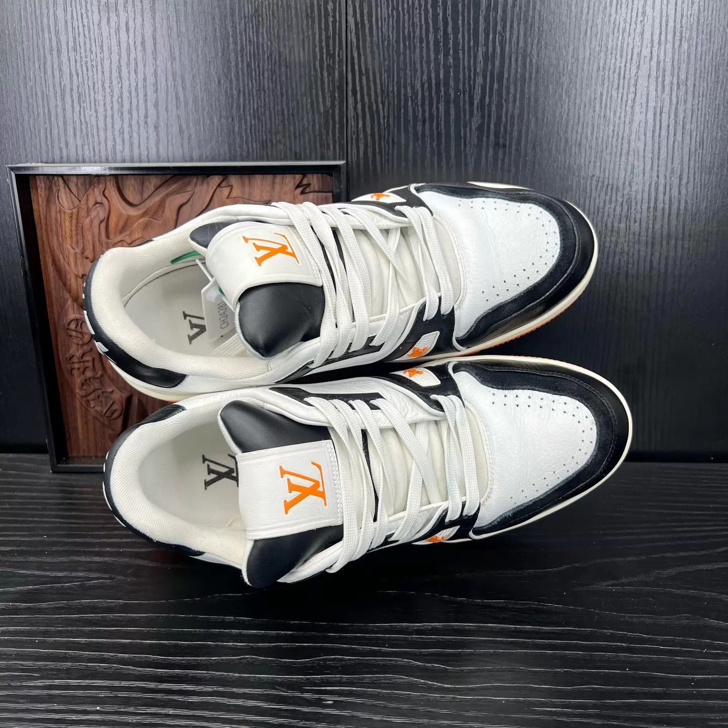Louis Vuitton Multi-Color Low-Top Sneakers Size 8.5 Size US 8.5 / EU 41-42 - 7 Thumbnail