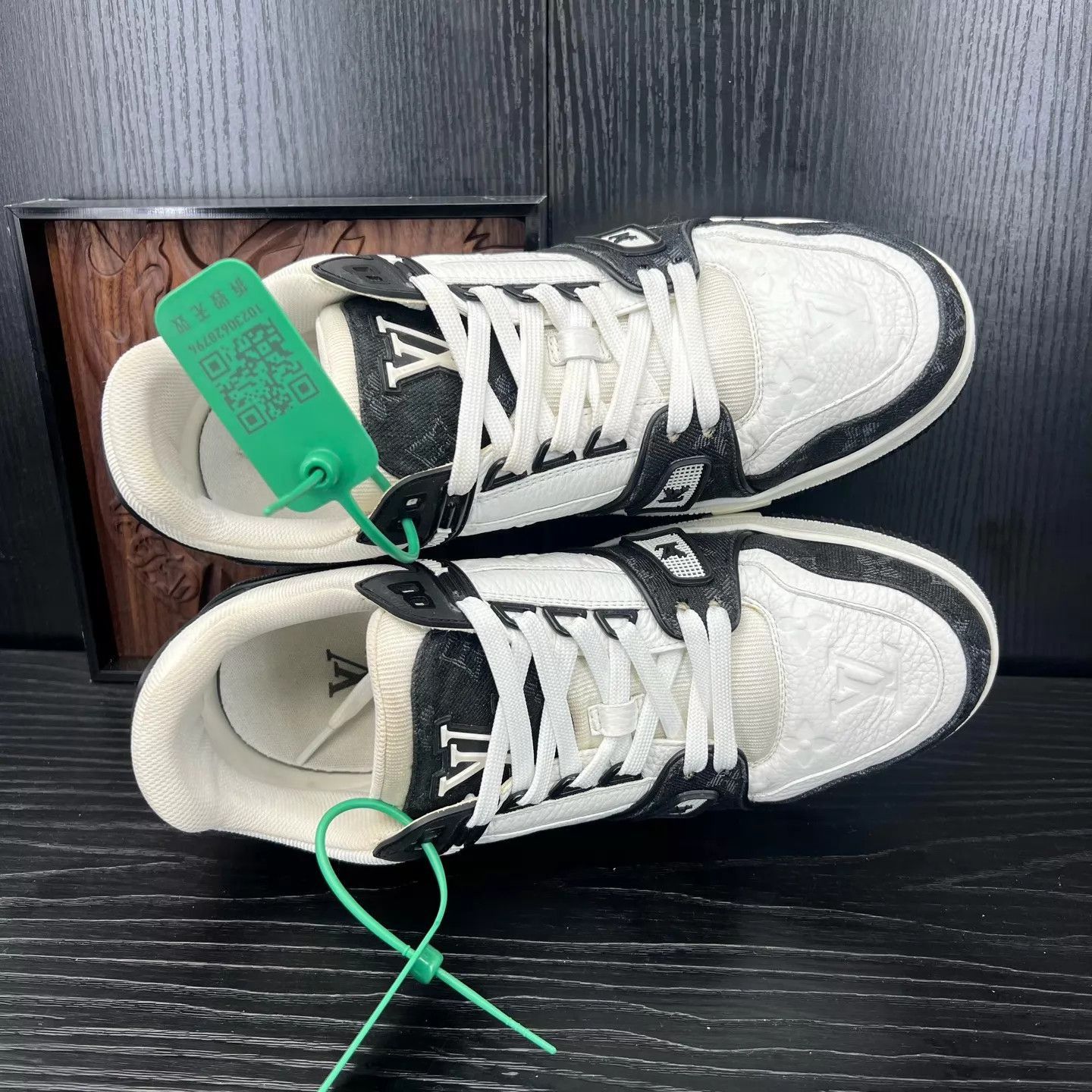 Louis Vuitton Multi Color Low-Top Sneakers Size 8 Size US 8 / EU 41 - 5 Thumbnail