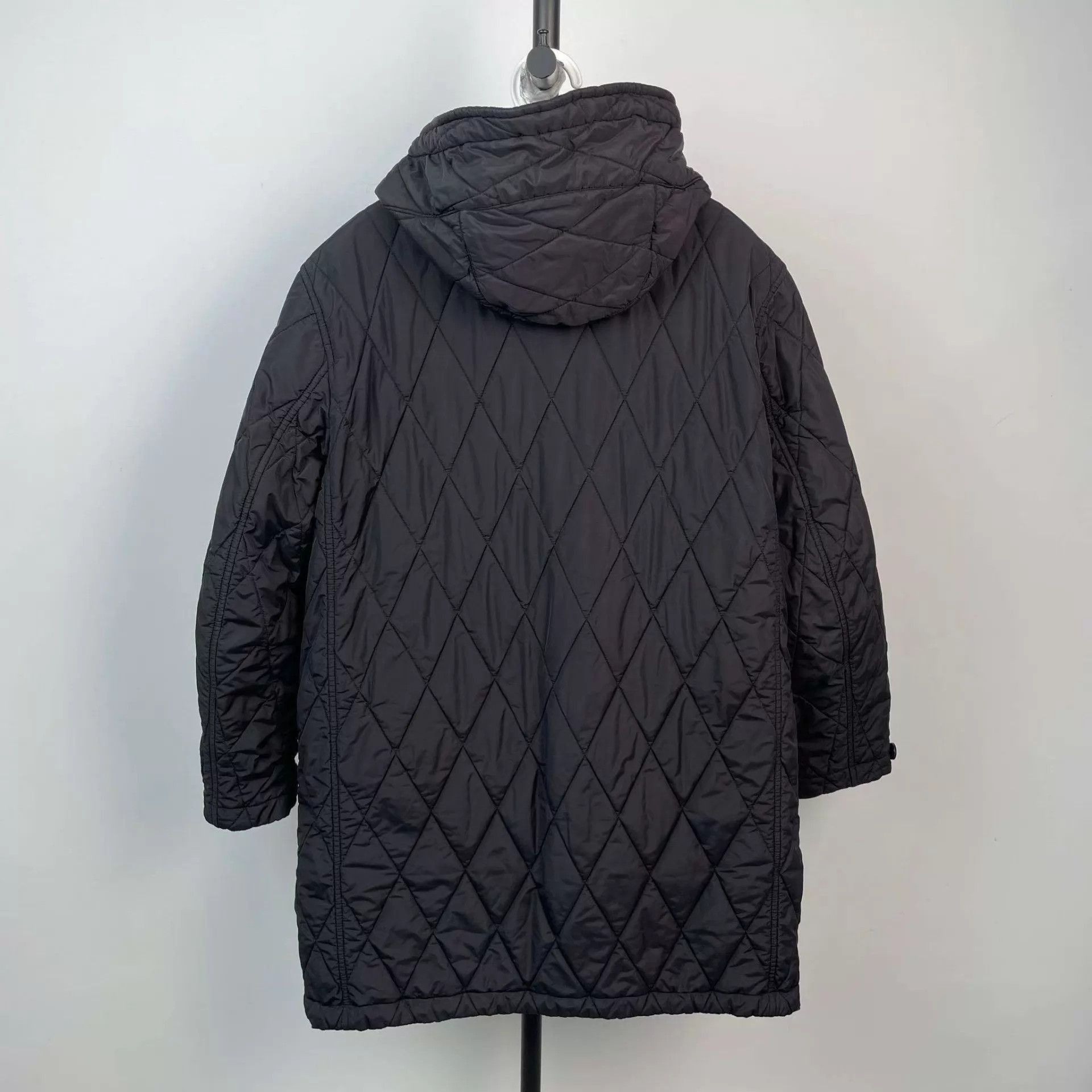 Burberry Quilted Hooded Jacket Size US S / EU 44-46 / 1 - 2 Thumbnail