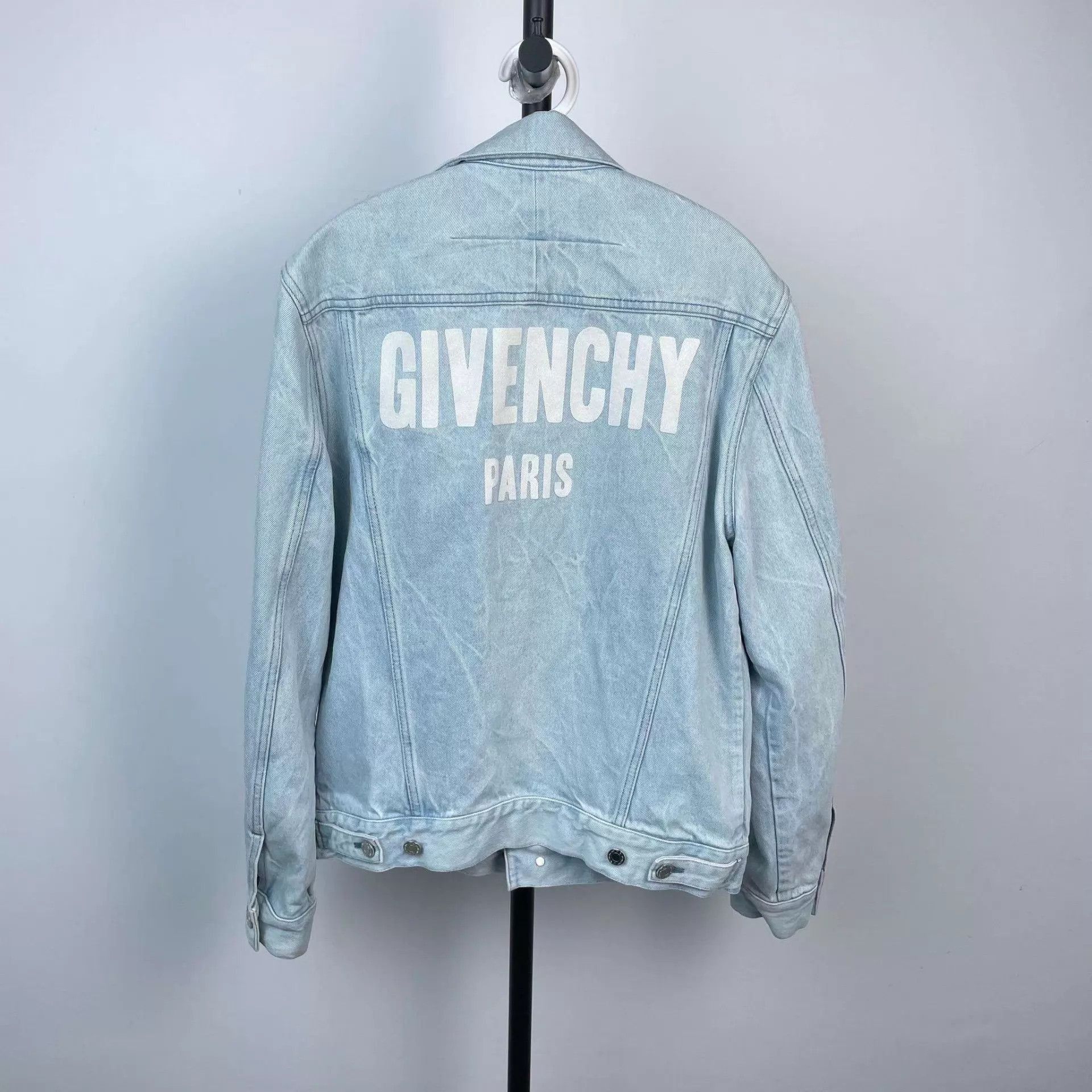Givenchy Light Blue Denim Jacket - Size M Size US M / EU 48-50 / 2 - 2 Thumbnail