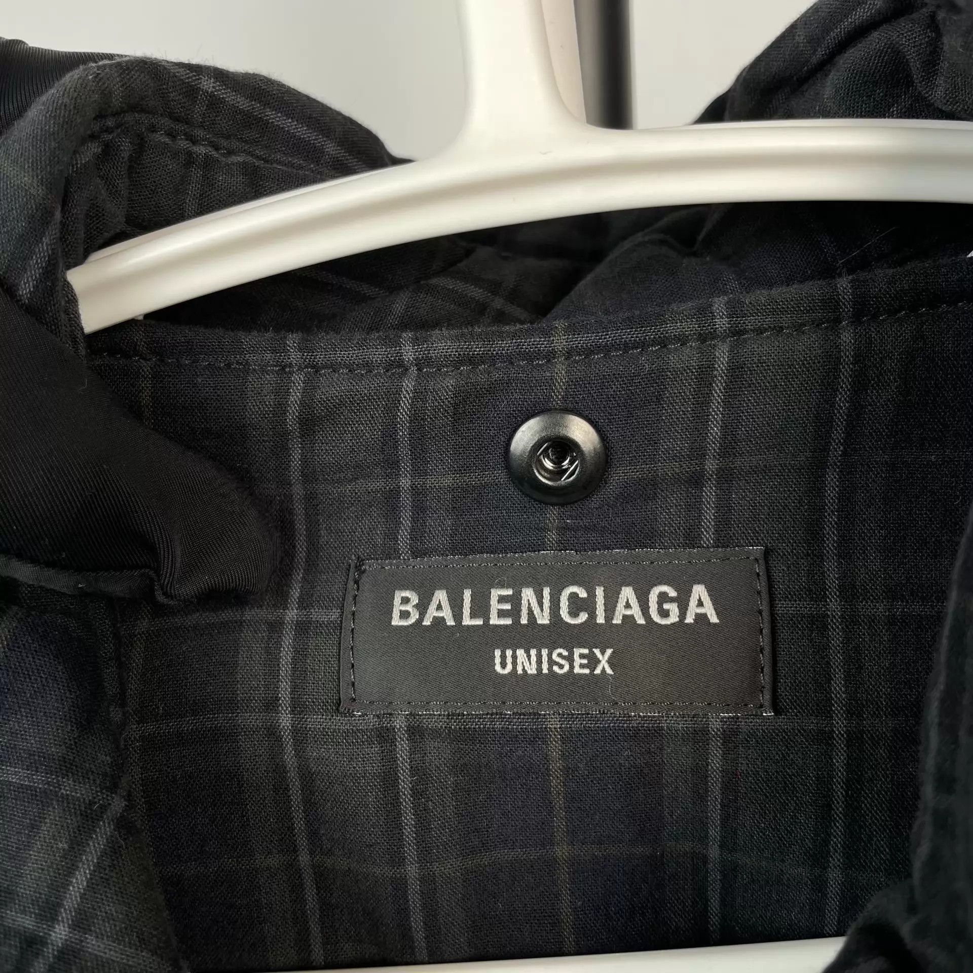 Balenciaga Plaid Long Sleeve Button-Up Shirt Size US S / EU 44-46 / 1 - 7 Thumbnail