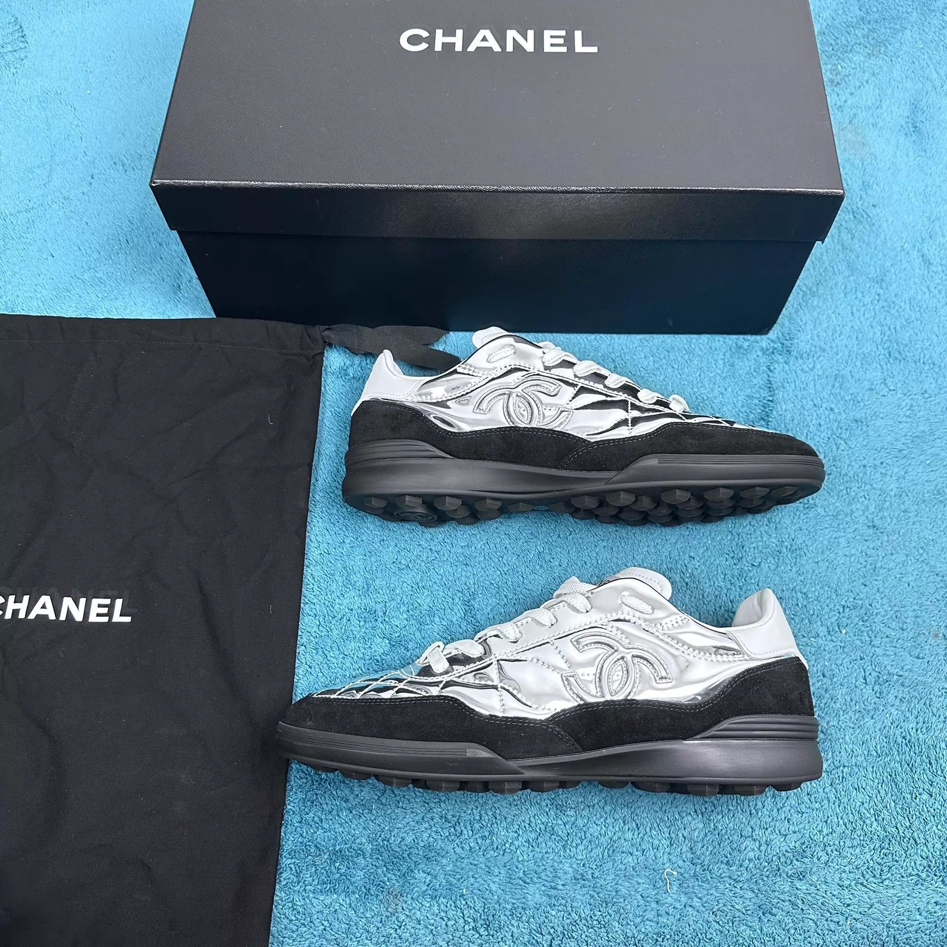 Chanel Silver Low-Top Sneakers Size 9 Size US 9 / EU 42 - 2 Thumbnail
