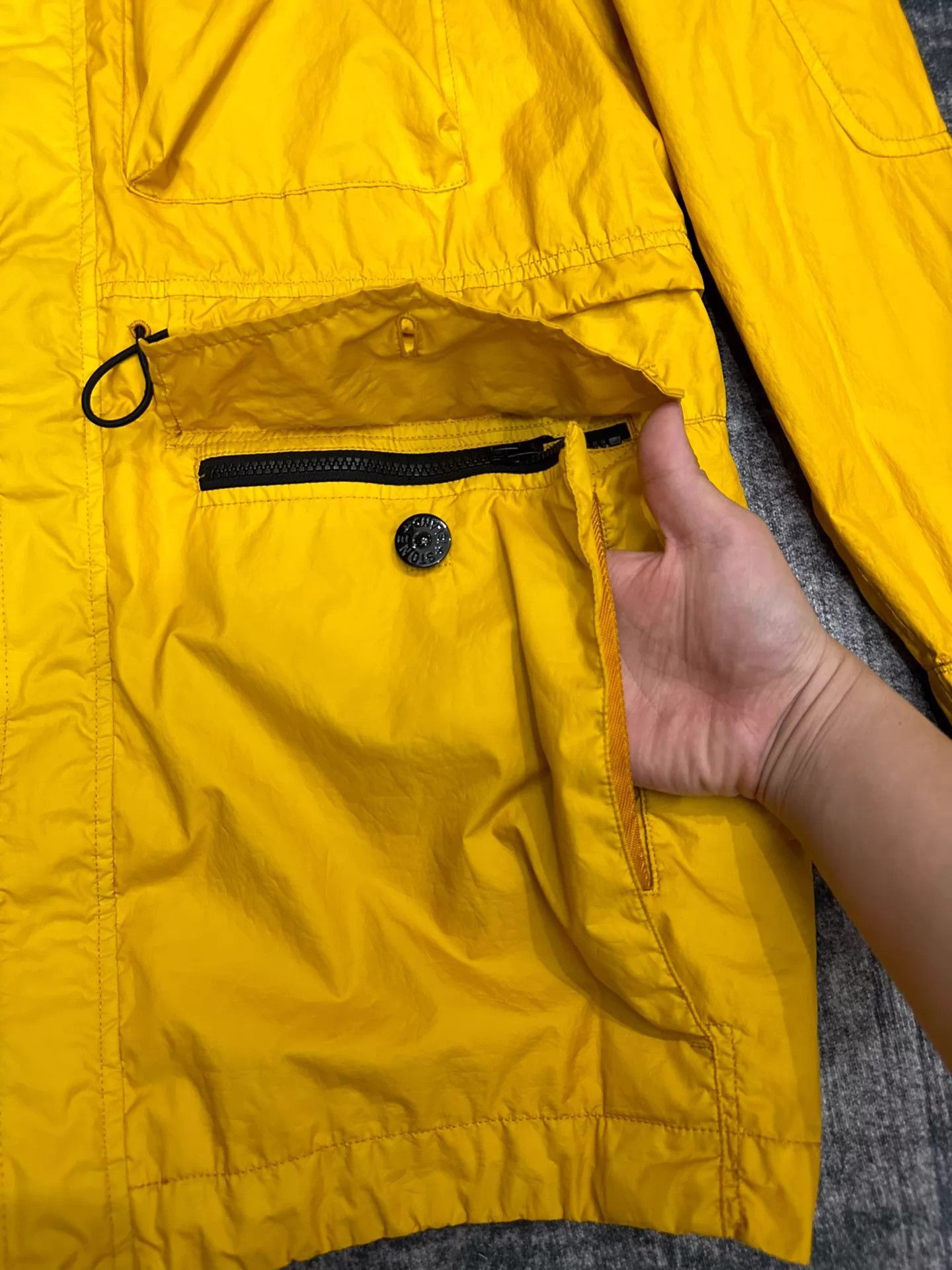 Stone Island Yellow Hooded Utility Jacket with Multiple Pockets Size US M / EU 48-50 / 2 - 5 Thumbnail