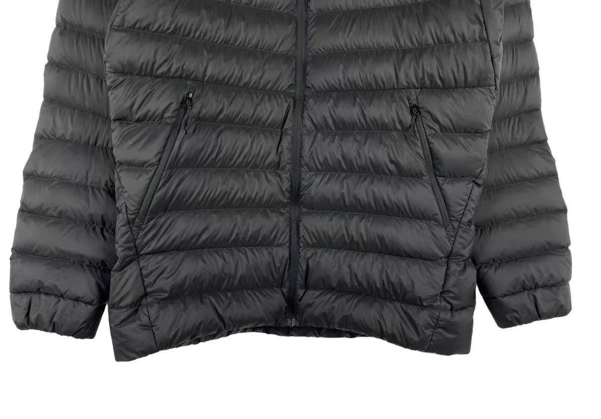 Arc'teryx Black Hooded Puffer Jacket Size S Size US S / EU 44-46 / 1 - 4 Thumbnail