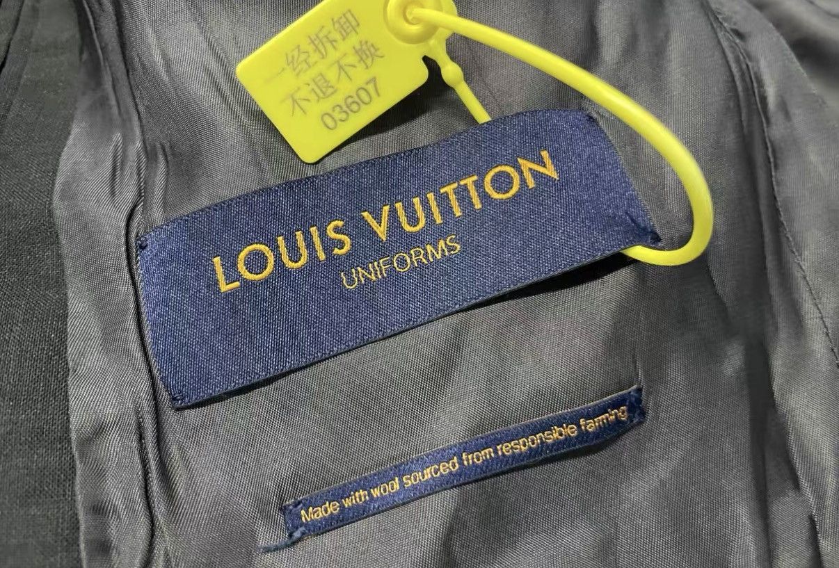 Louis Vuitton Gray Lightweight Blazer - Size M Size US M / EU 48-50 / 2 - 4 Thumbnail