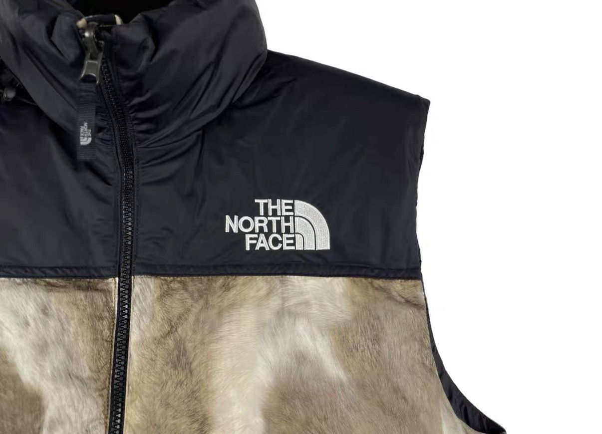 Supreme Beige Puffer Vest - Size M Size US M / EU 48-50 / 2 - 3 Thumbnail