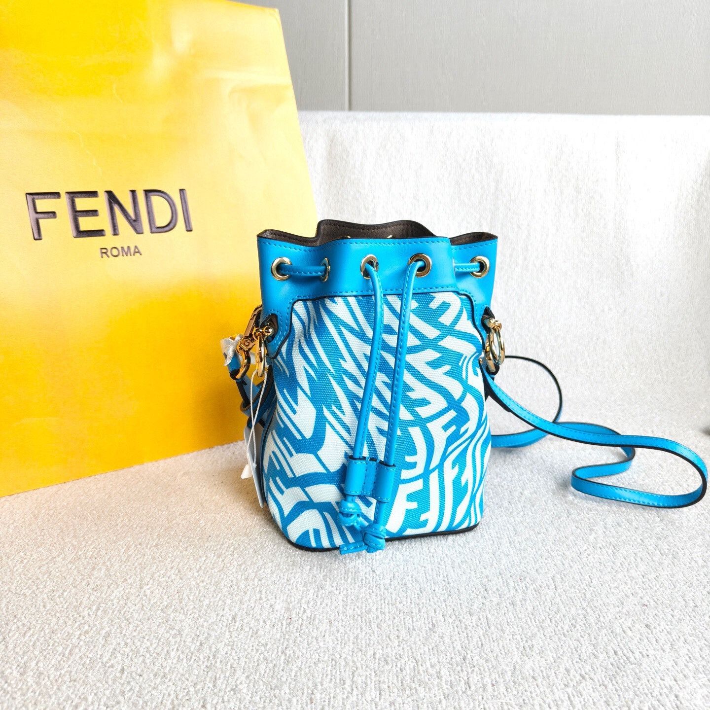 Fendi Pre-loved Bag Brand new condition Size ONE SIZE - 6 Thumbnail
