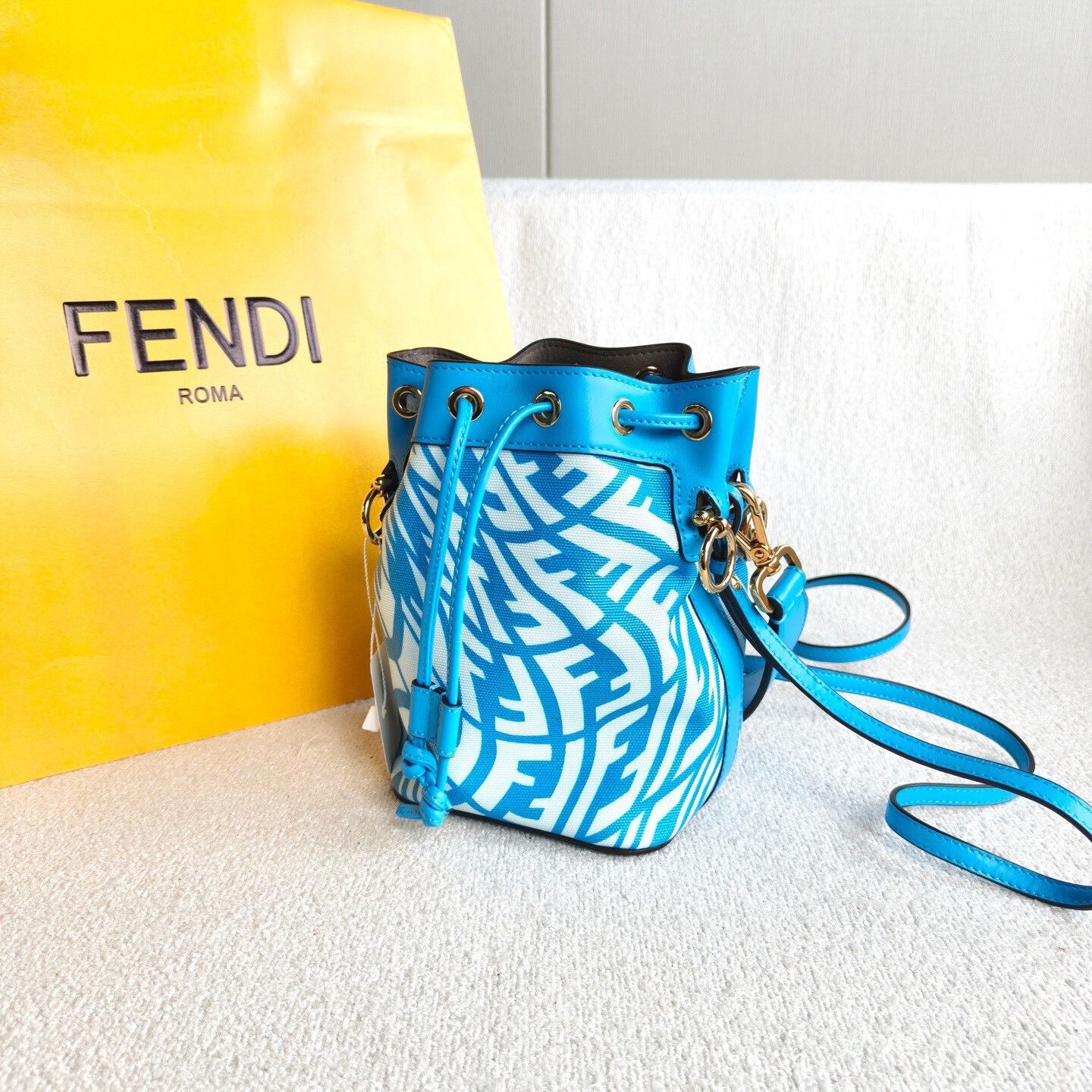 Fendi Pre-loved Bag Brand new condition Size ONE SIZE - 4 Thumbnail