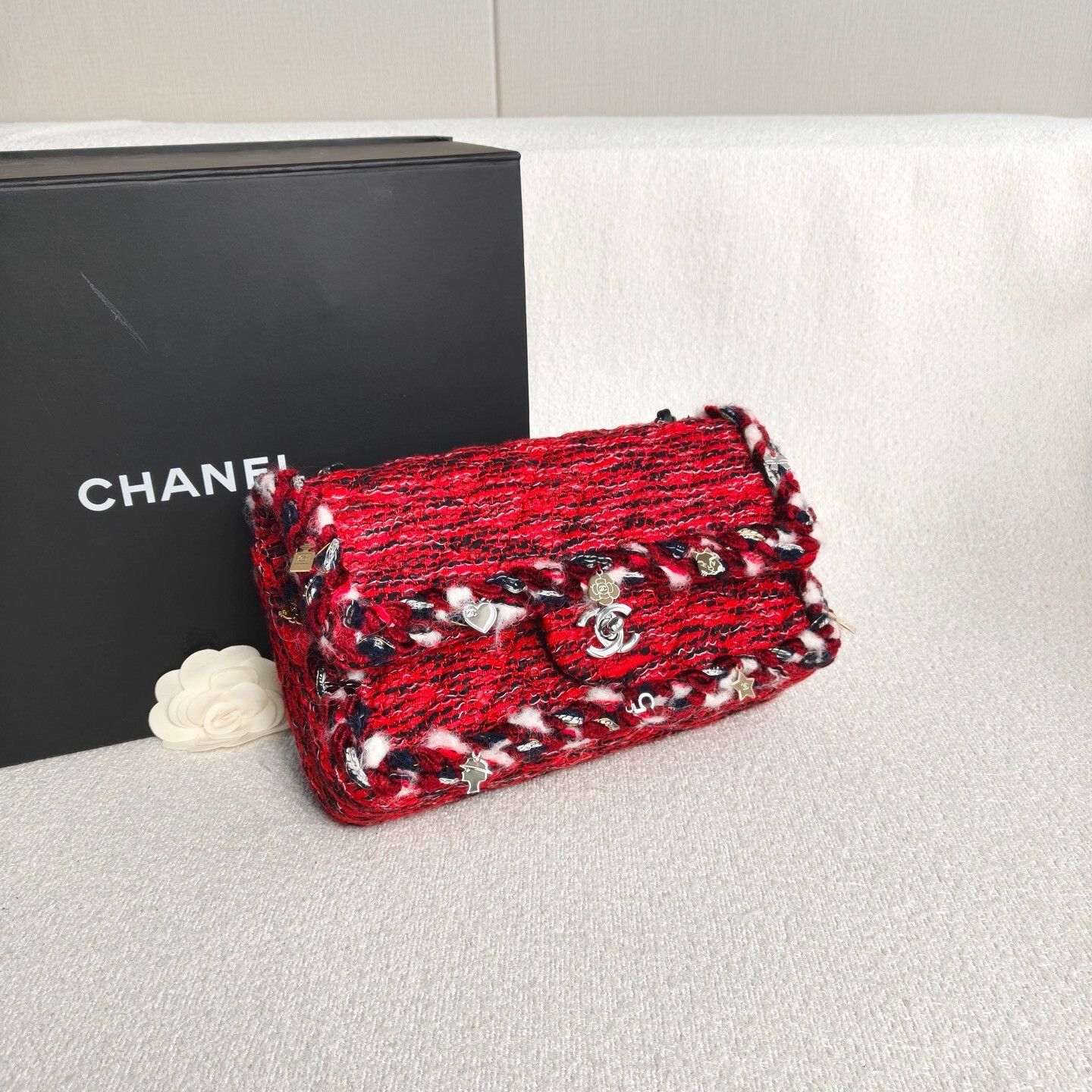 Chanel Pre-loved Bag Very good condition Size ONE SIZE - 6 Thumbnail