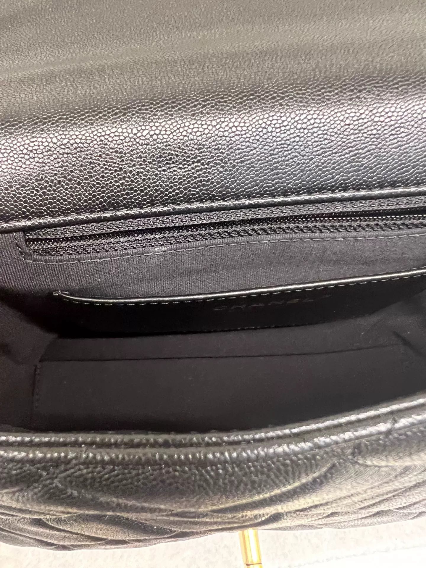 Chanel Pre-loved Bag Very good condition Size ONE SIZE - 7 Thumbnail