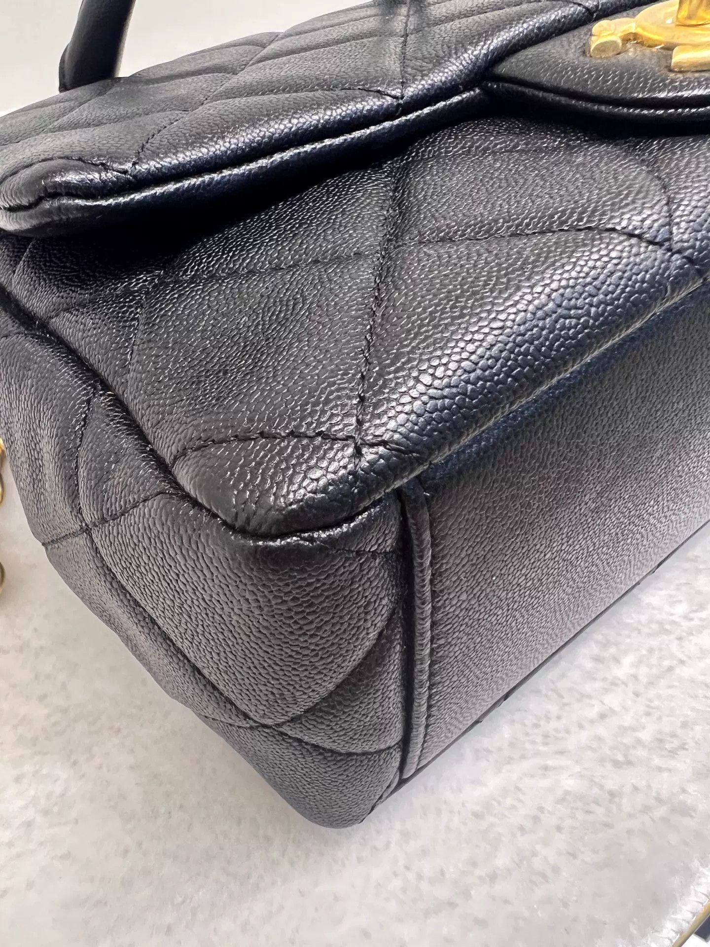 Chanel Pre-loved Bag Very good condition Size ONE SIZE - 4 Thumbnail