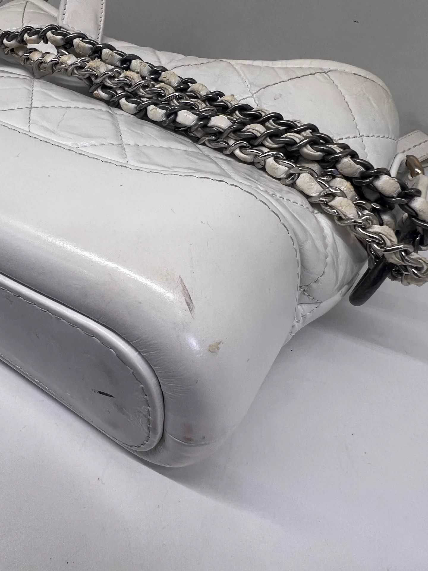 Chanel Pre-loved Bag Very good condition Size ONE SIZE - 7 Thumbnail