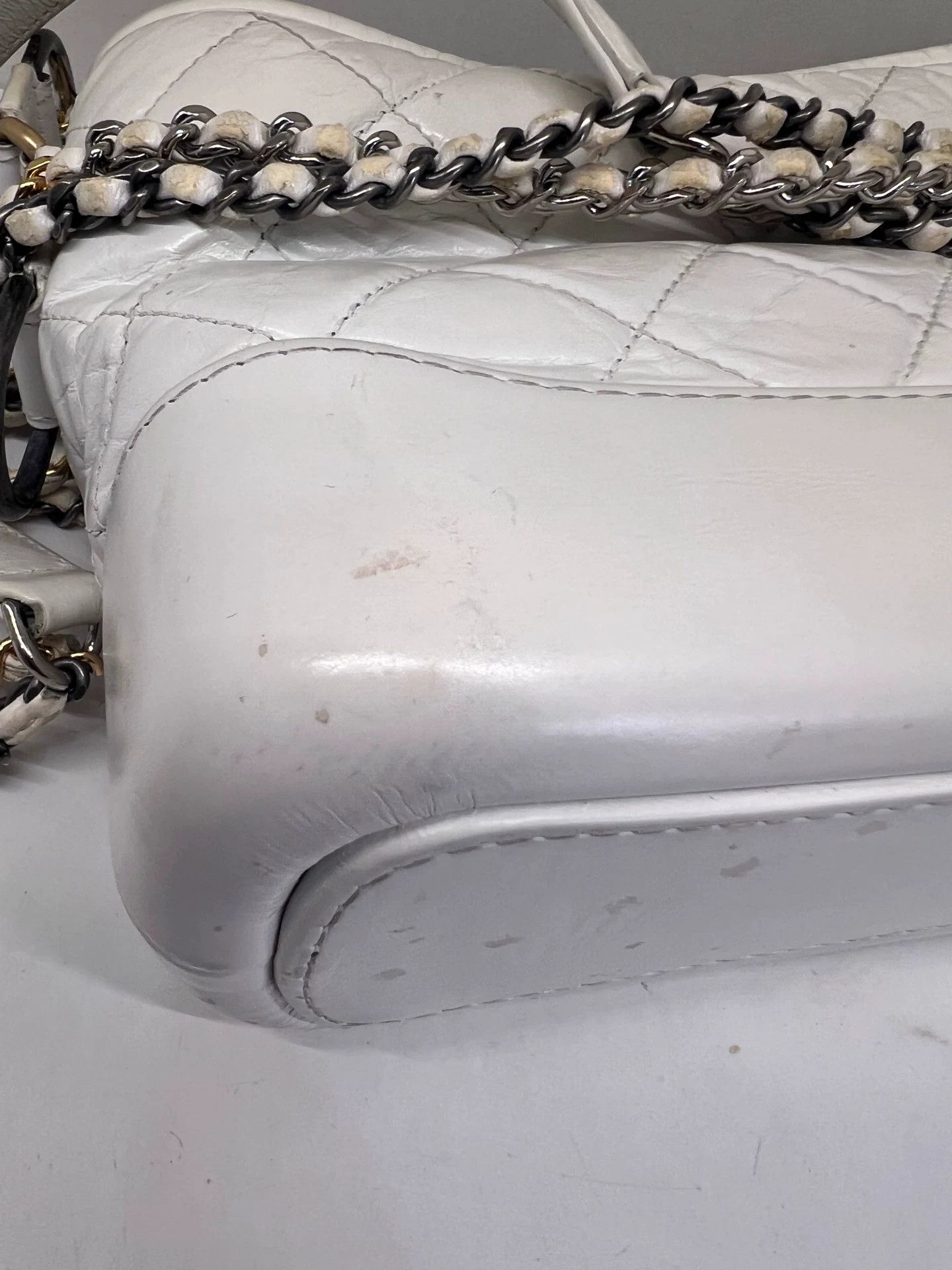 Chanel Pre-loved Bag Very good condition Size ONE SIZE - 9 Thumbnail