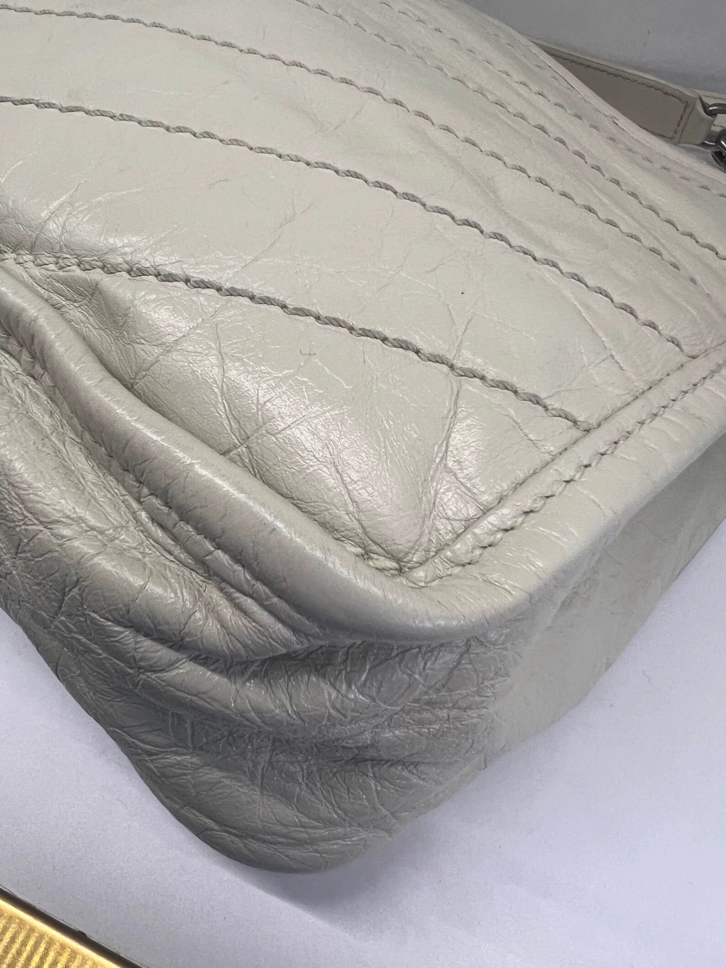 Saint Laurent Paris Pre-loved Bag Very good condition Size ONE SIZE - 8 Thumbnail