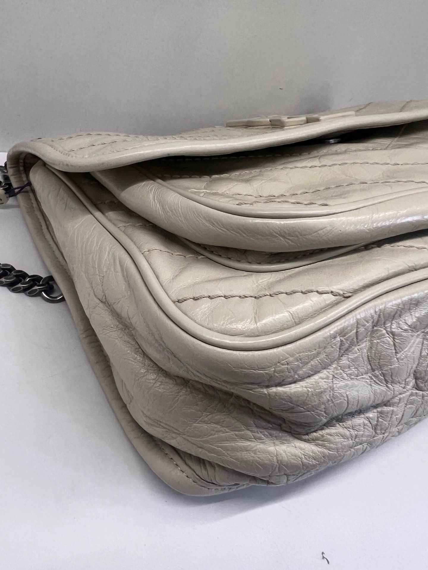 Saint Laurent Paris Pre-loved Bag Very good condition Size ONE SIZE - 4 Thumbnail
