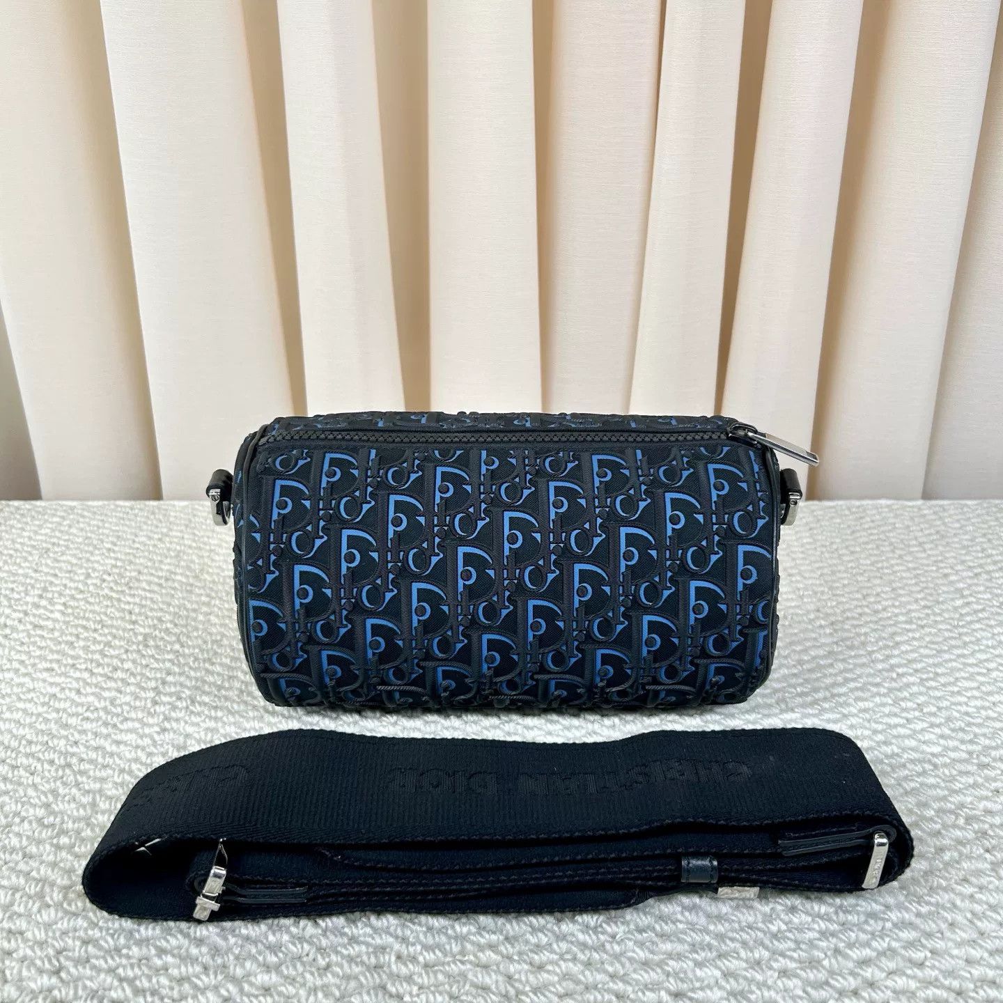 Dior Pre-loved Bag Very good condition Size ONE SIZE - 2 Thumbnail