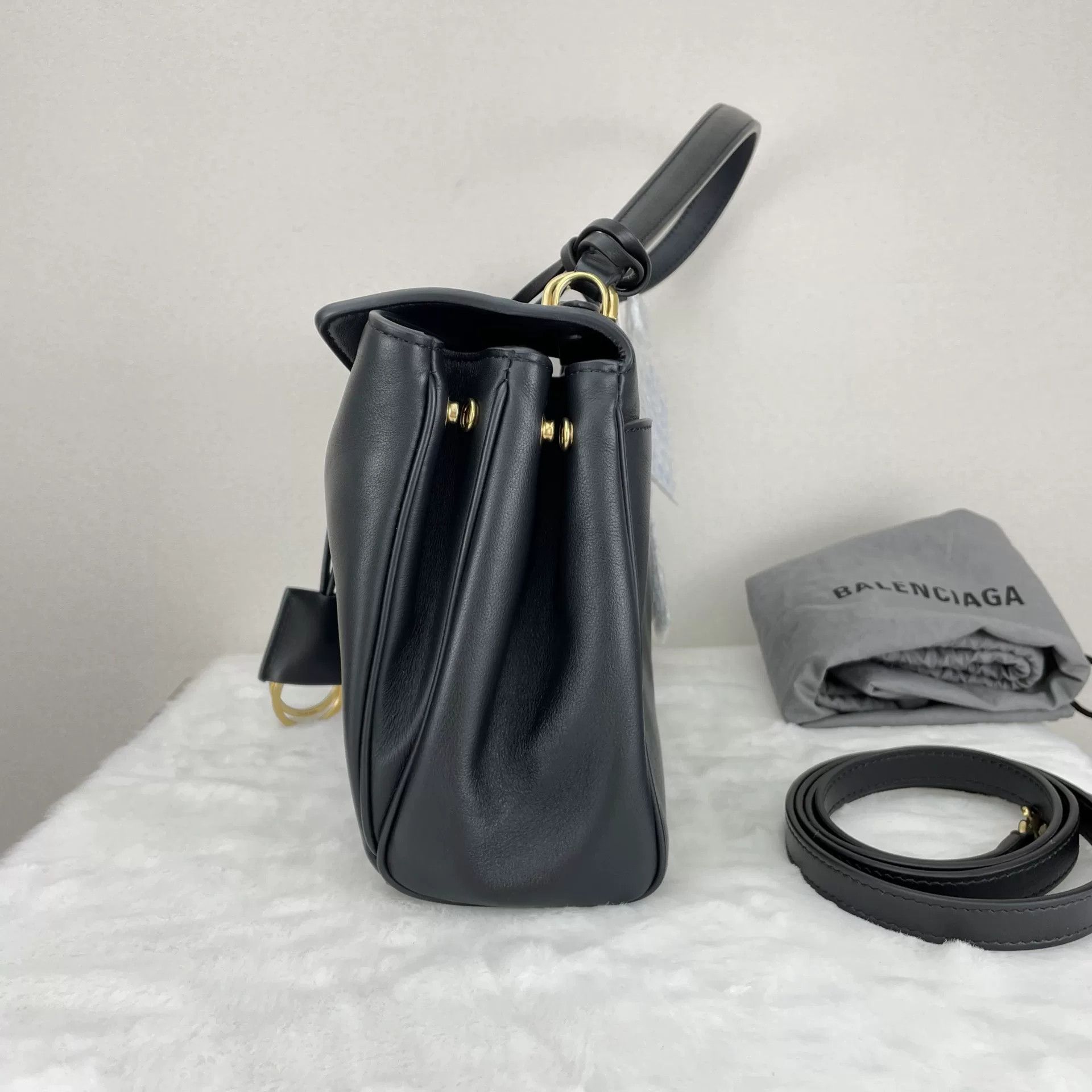 Balenciaga Pre-loved Bag Very good condition Size ONE SIZE - 3 Thumbnail