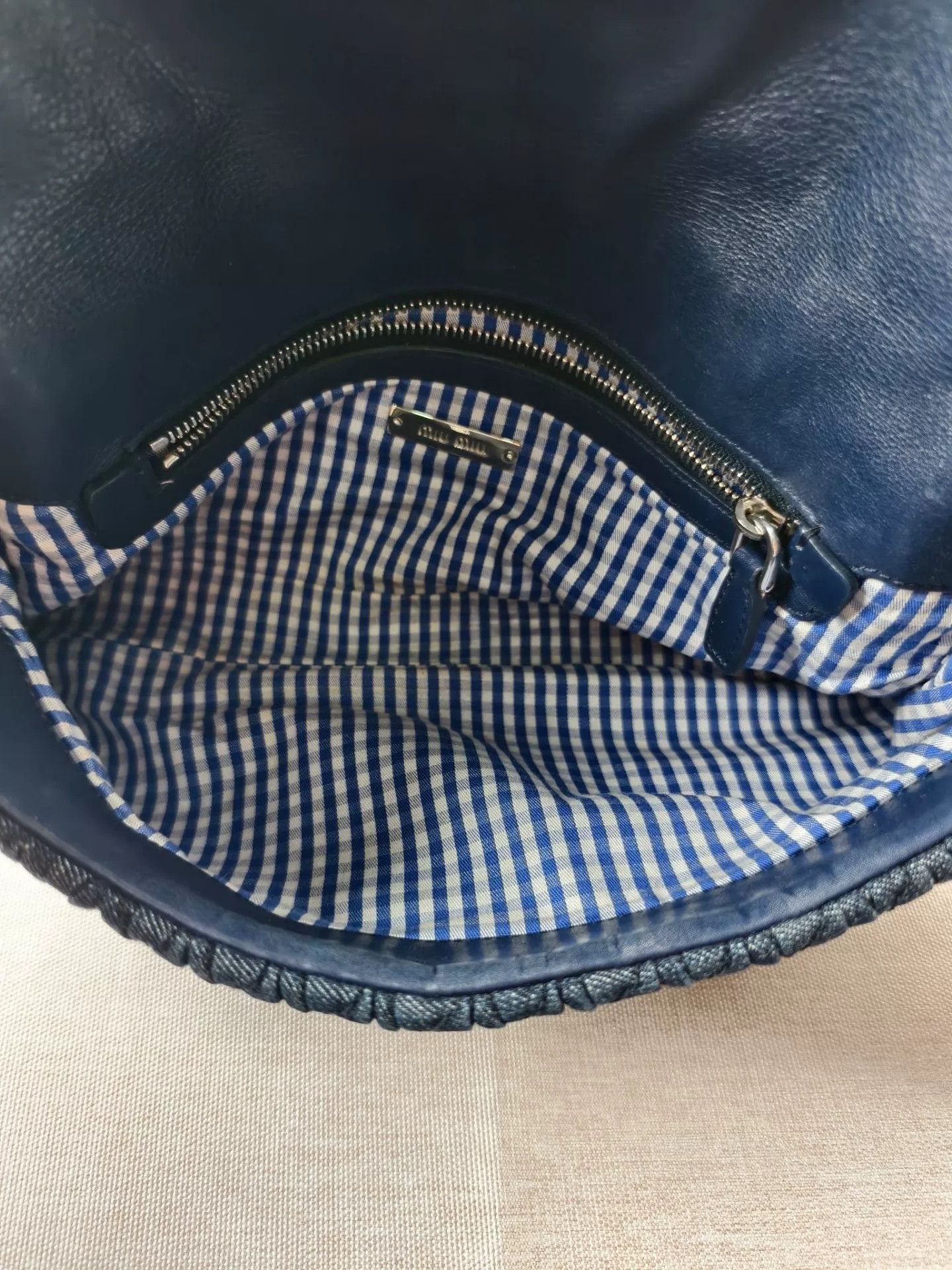 Miu Miu Pre-loved Bag Very good condition Size ONE SIZE - 5 Thumbnail