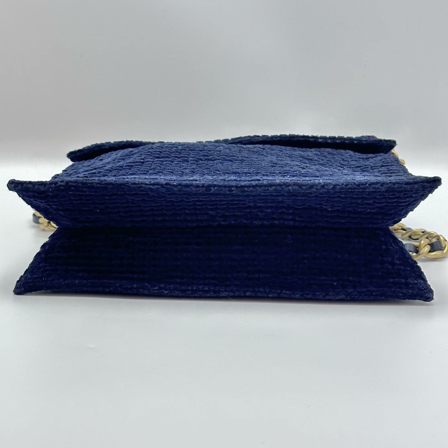 Chanel Pre-loved Bag Very good condition Size ONE SIZE - 5 Thumbnail