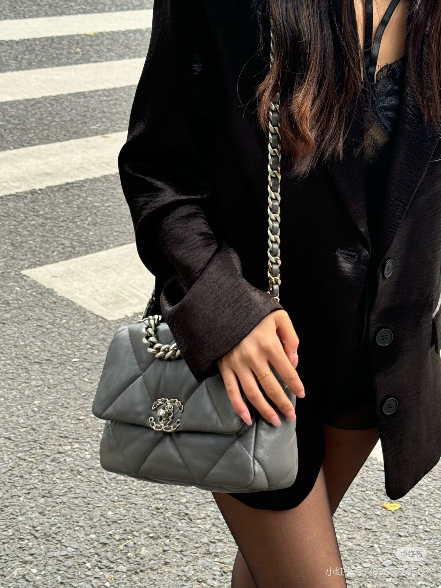 Chanel Pre-loved Bag Very good condition Size ONE SIZE - 9 Thumbnail
