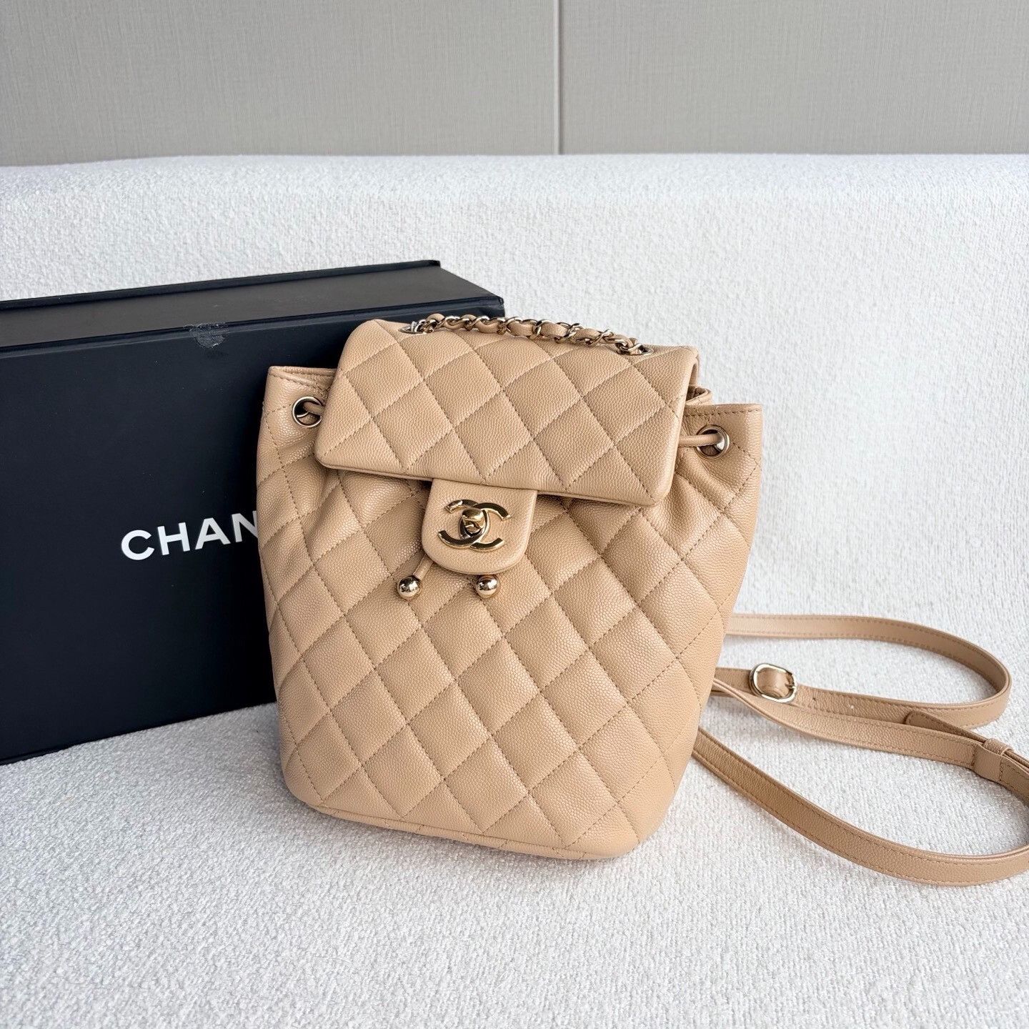 Chanel Pre-loved Bag Very good condition Size ONE SIZE - 4 Thumbnail
