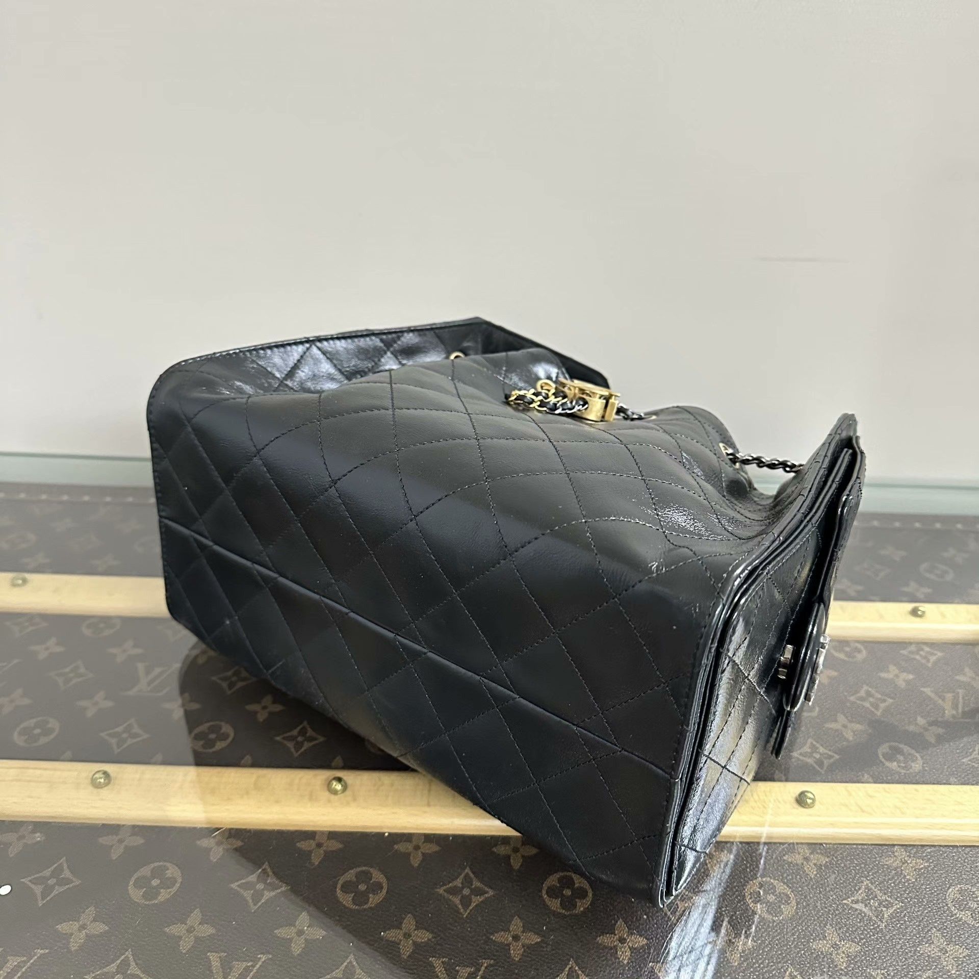 Chanel Pre-loved Bag Very good condition Size ONE SIZE - 5 Thumbnail