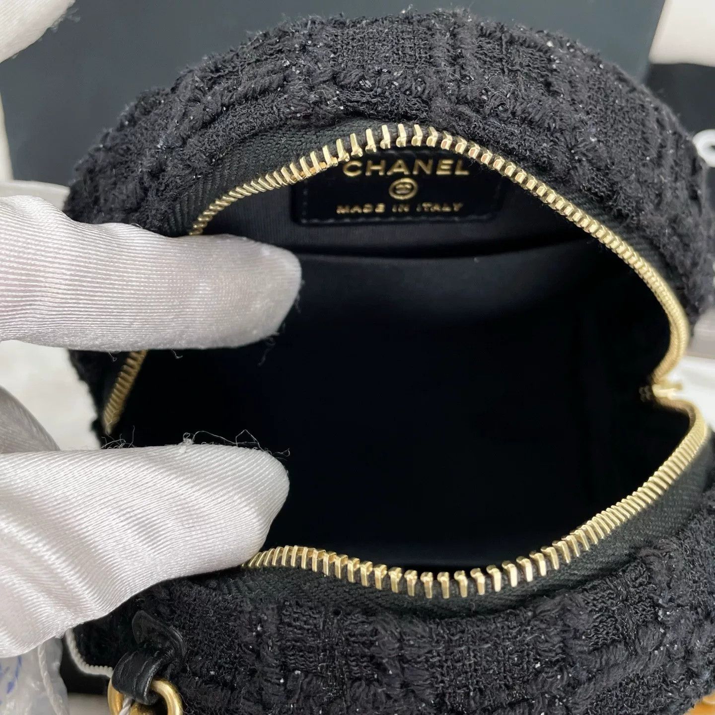 Chanel Pre-loved Bag Very good condition Size ONE SIZE - 8 Thumbnail