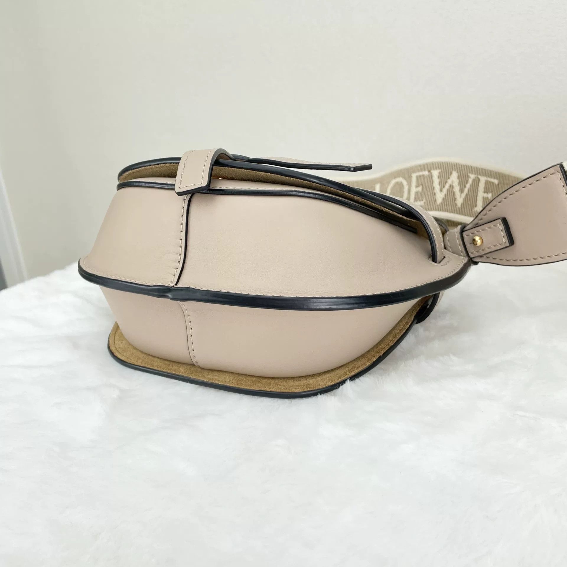 Loewe Pre-loved Bag Very good condition Size ONE SIZE - 5 Thumbnail